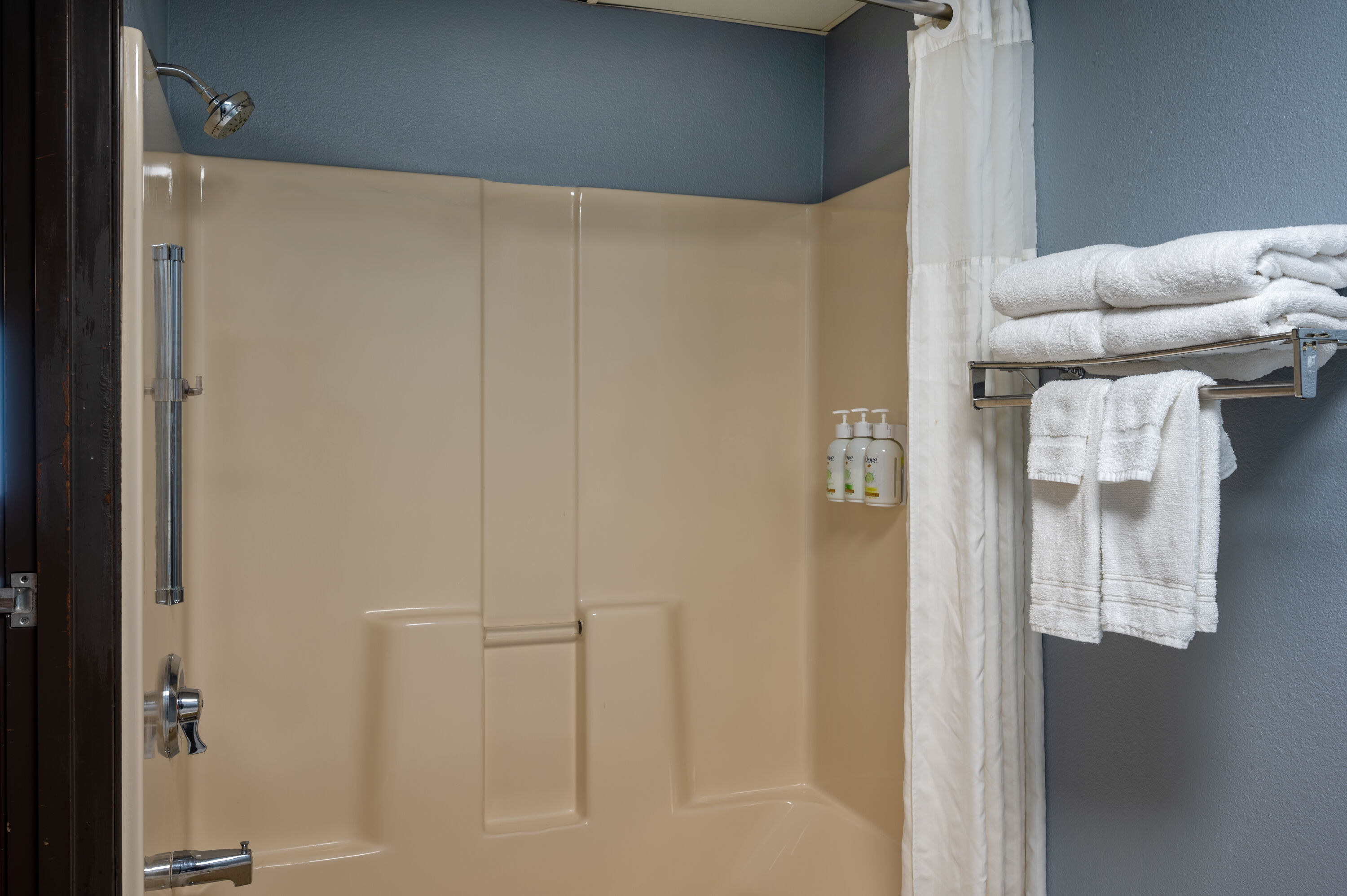 Guest room bath at the AmericInn by Wyndham Eau Claire in Eau Claire, Wisconsin