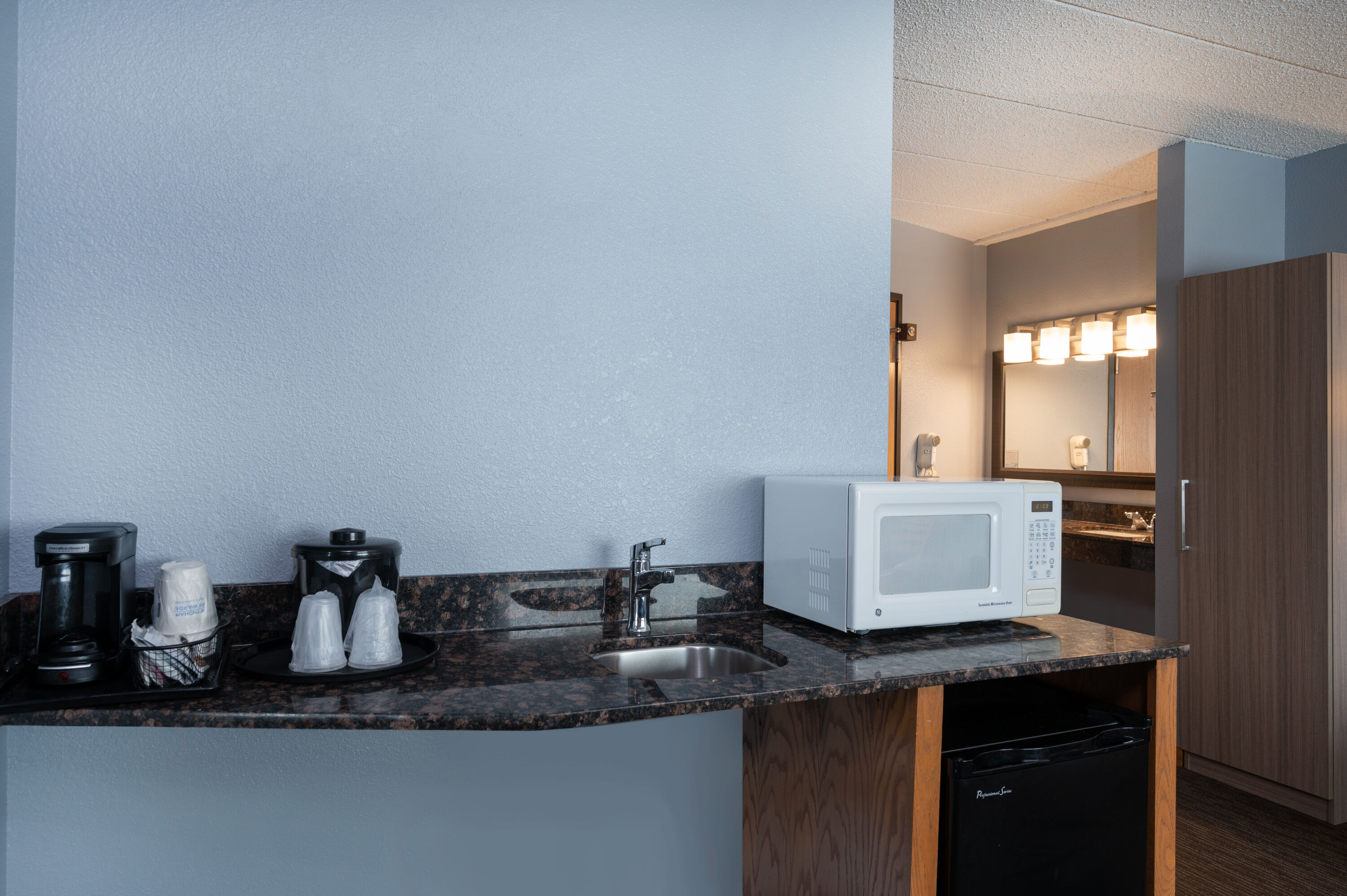 AmericInn by Wyndham Eau Claire suite in Eau Claire, Wisconsin