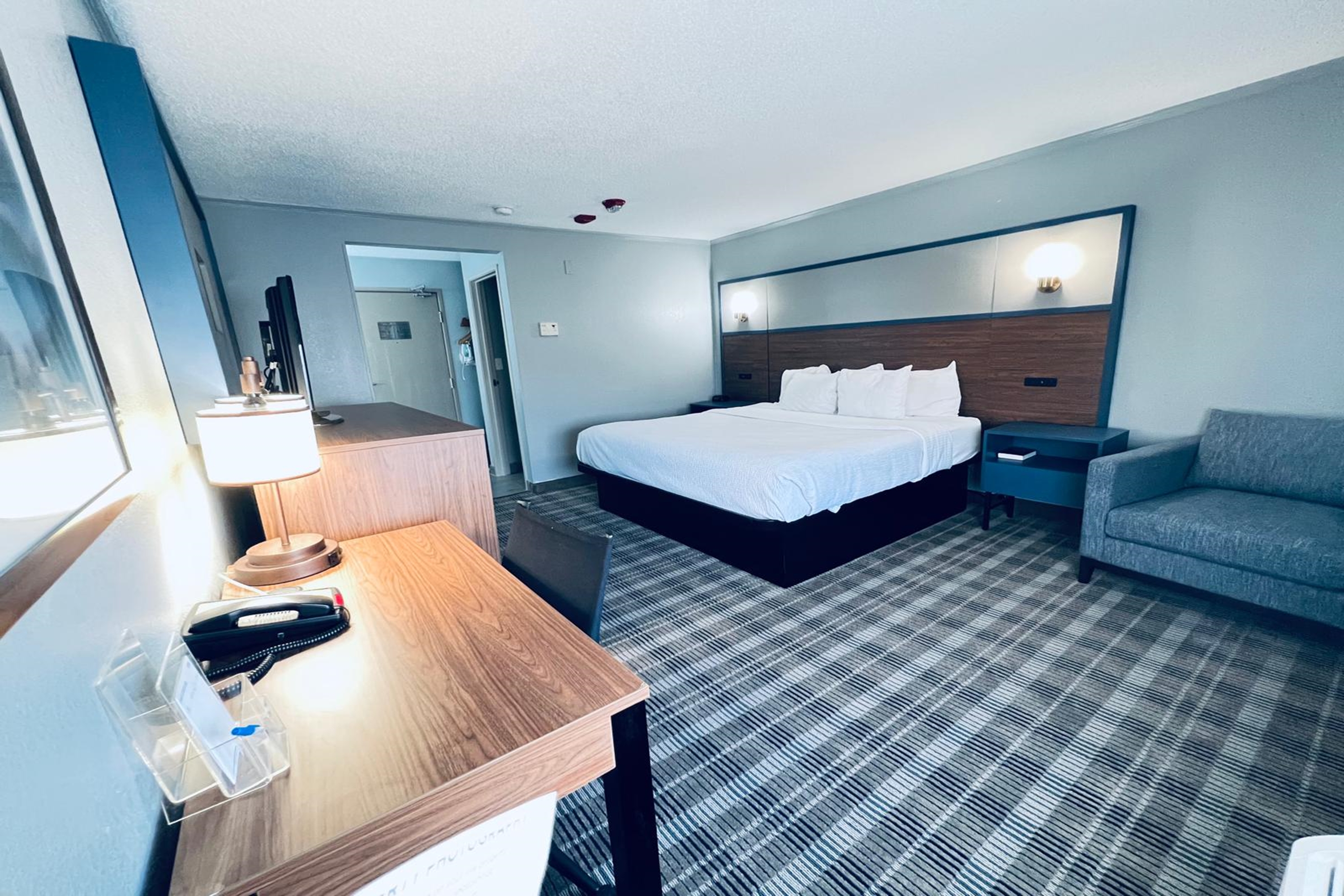 Guest room at the AmericInn by Wyndham Glendale/Milwaukee in Glendale, Wisconsin