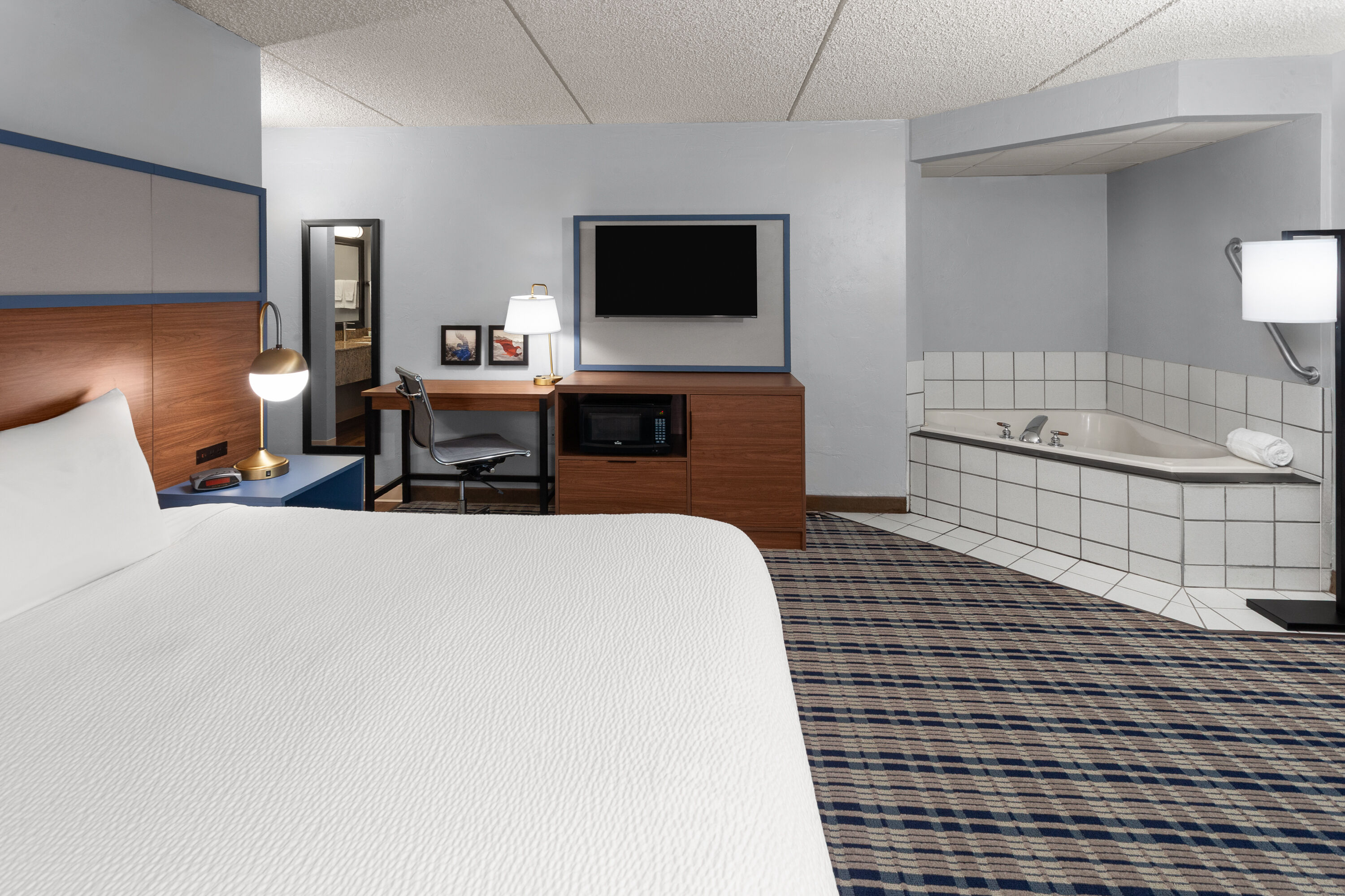 AmericInn by Wyndham Green Bay West hot tub suite in Green Bay, Wisconsin