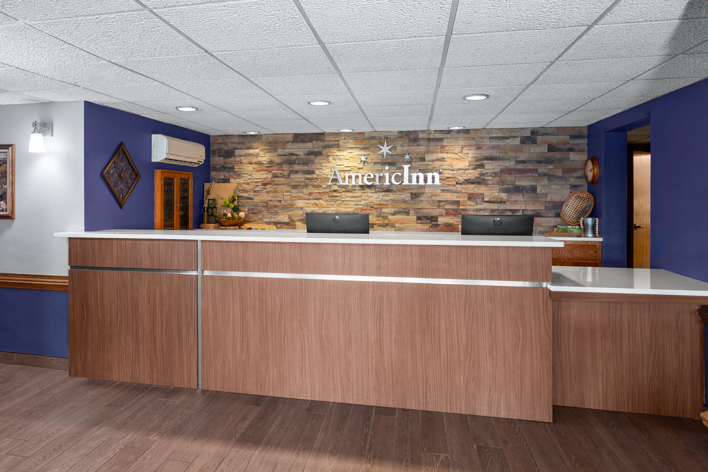 AmericInn by Wyndham Green Bay West reception in Green Bay, Wisconsin