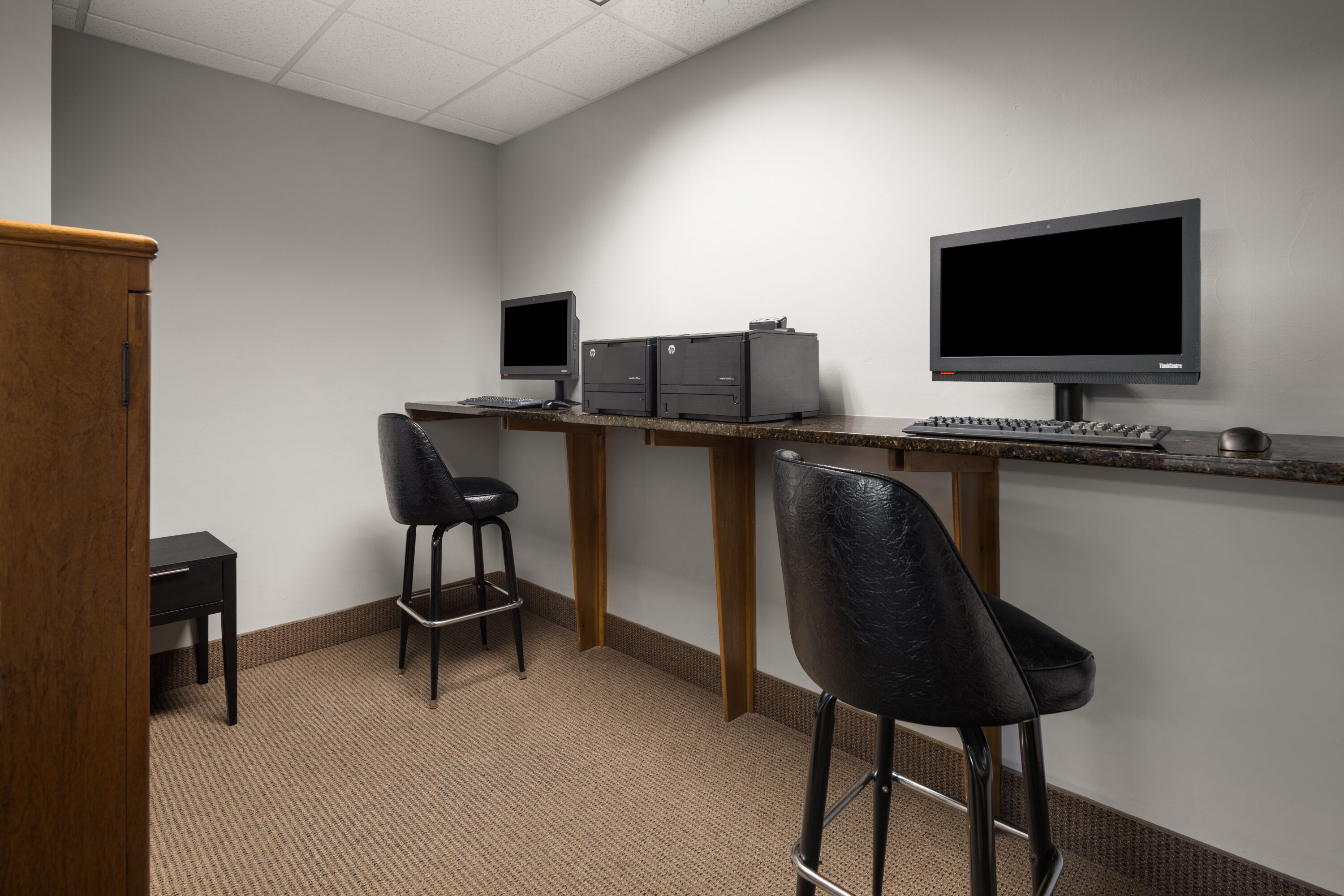 AmericInn by Wyndham Madison West business center in Madison, Wisconsin