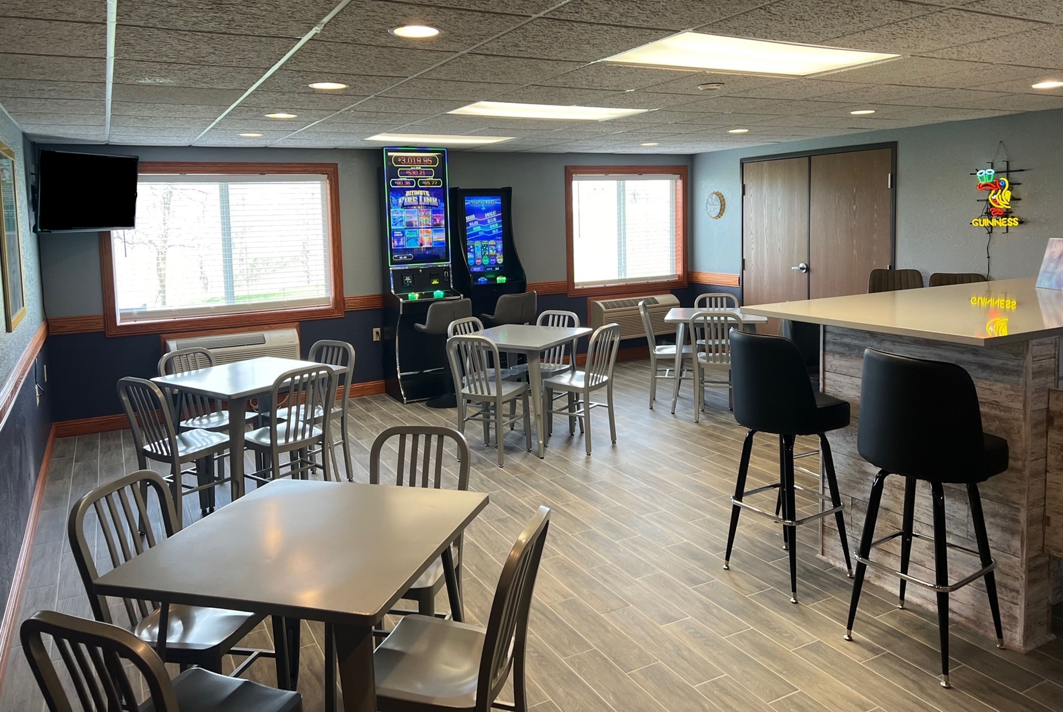Bar at AmericInn by Wyndham Manitowoc in Manitowoc, Wisconsin
