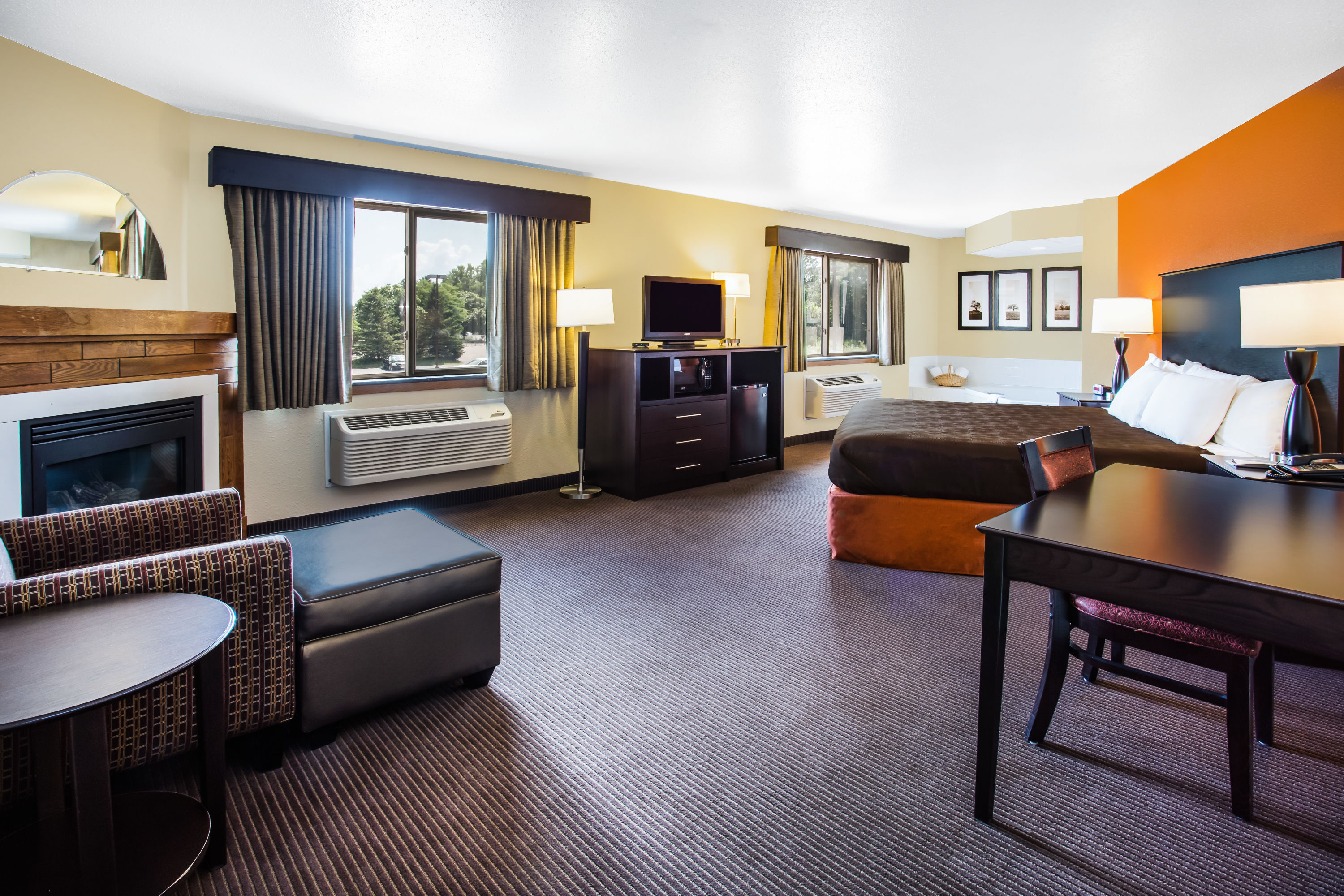 Americinn By Wyndham Menomonie Menomonie Wi Hotels