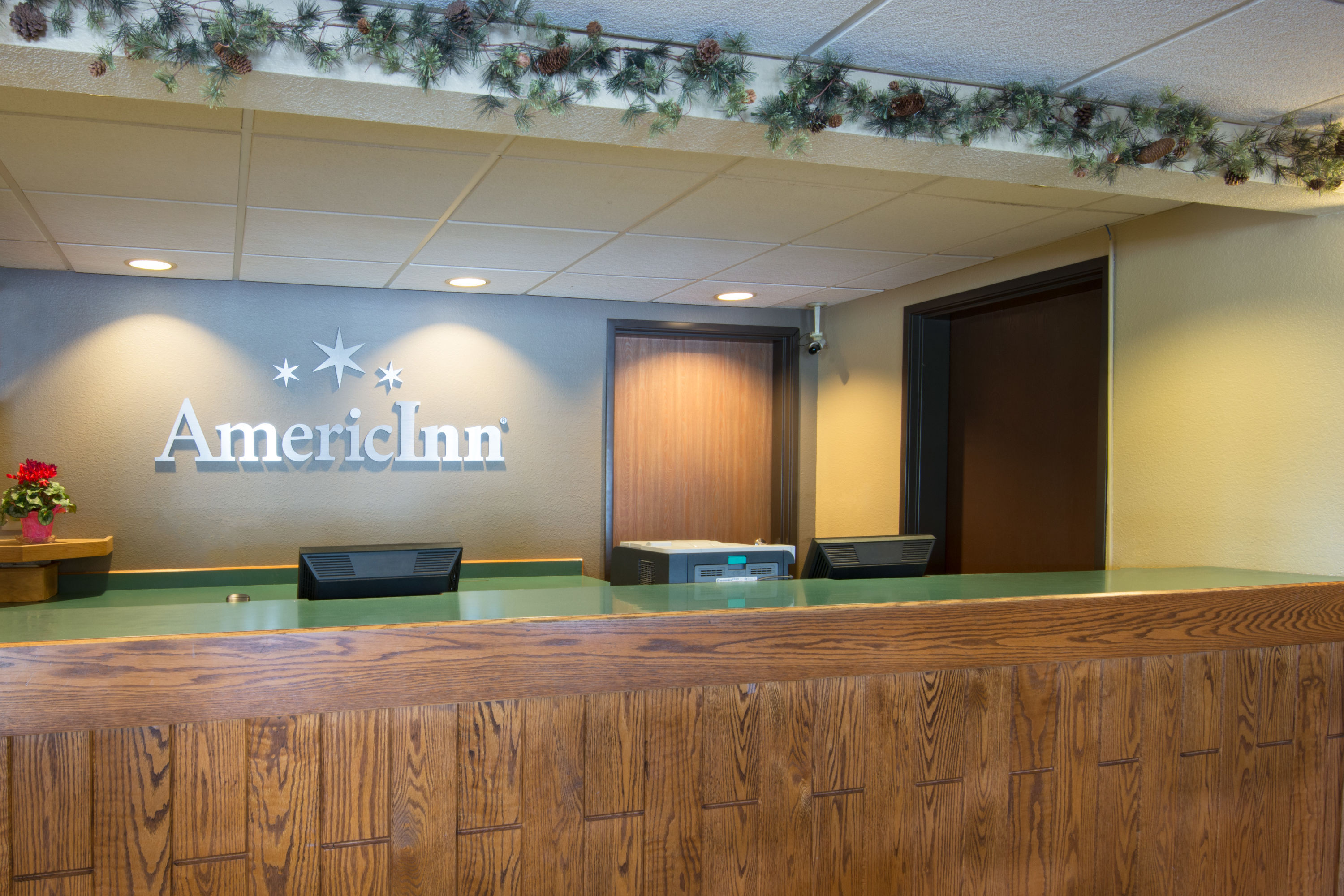 AmericInn by Wyndham Minocqua | Minocqua, WI Hotels
