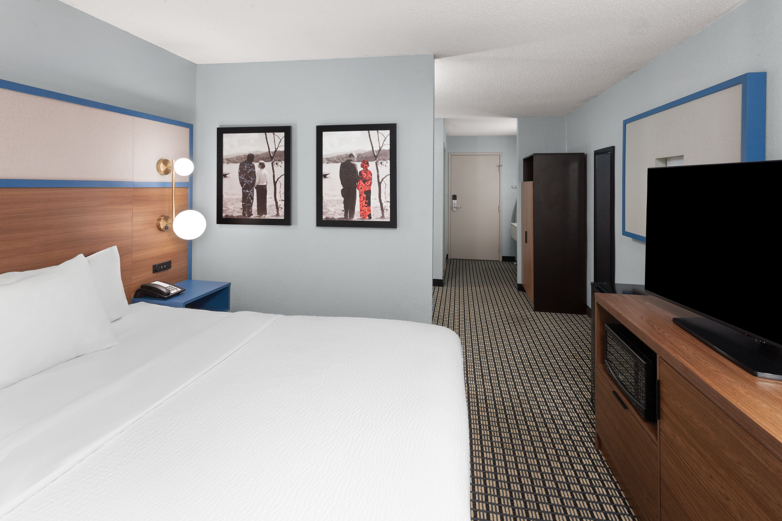AmericInn by Wyndham Reedsburg suite in Reedsburg, Wisconsin