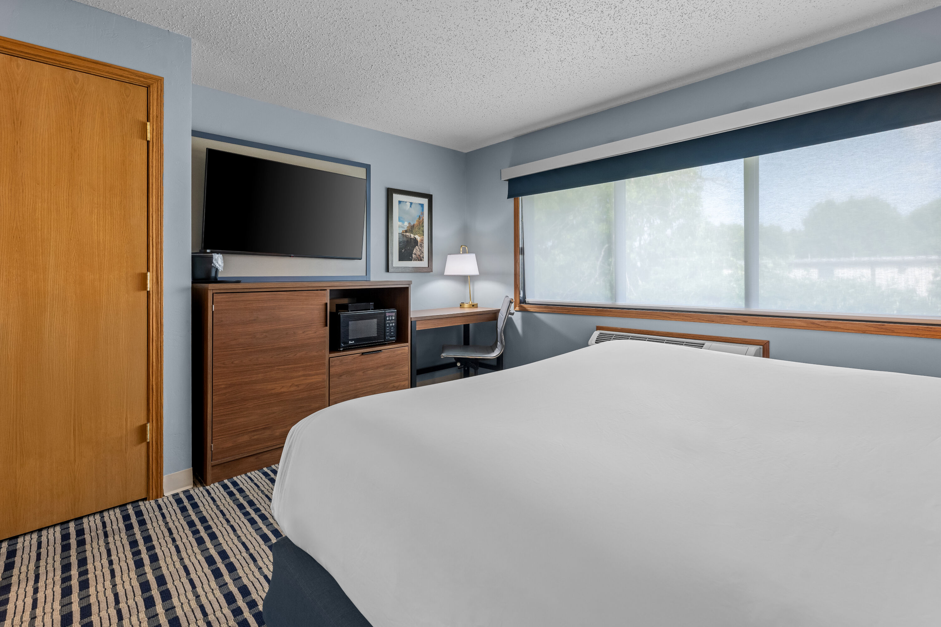 AmericInn by Wyndham Sturgeon Bay suite in Sturgeon Bay, Wisconsin