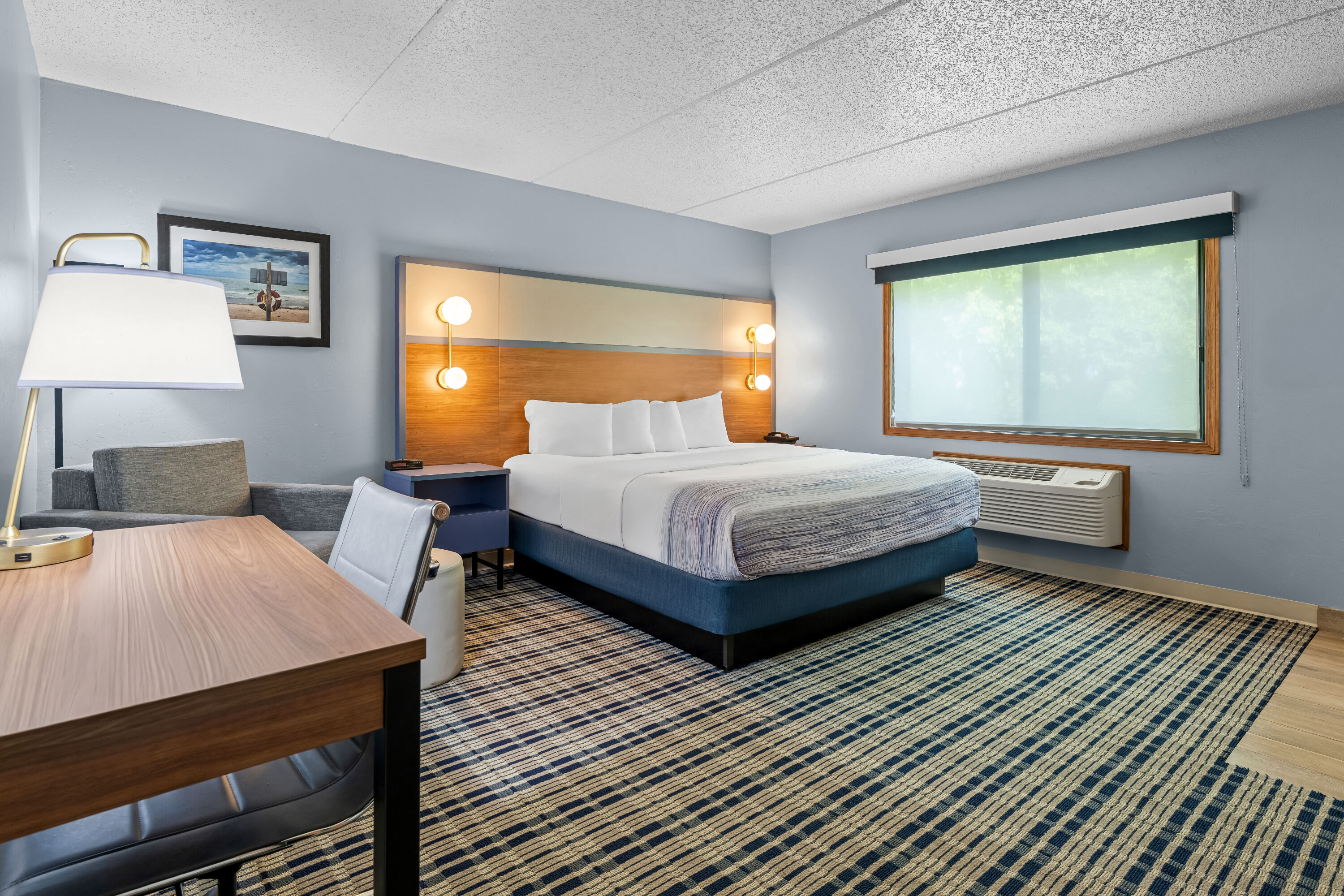 AmericInn by Wyndham Sturgeon Bay suite in Sturgeon Bay, Wisconsin