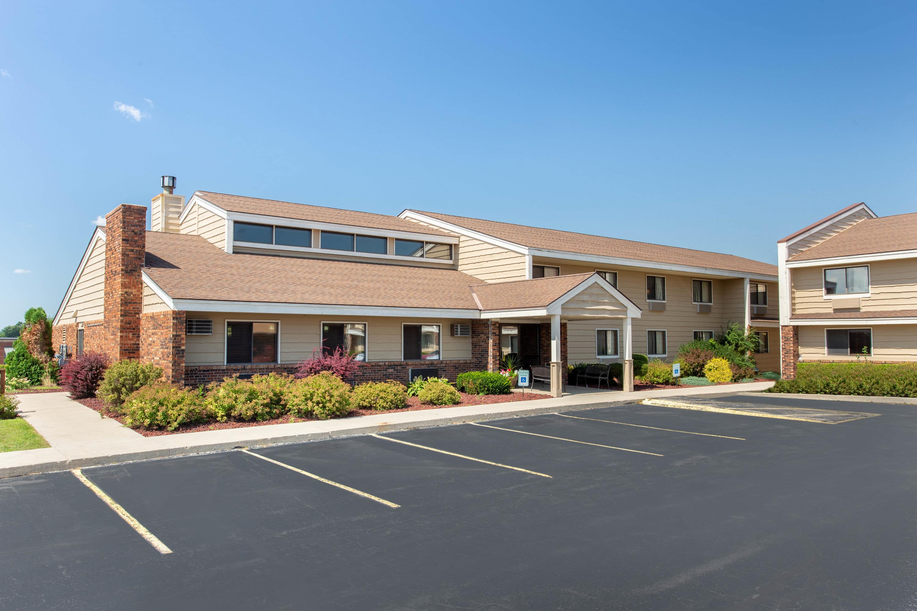 AmericInn by Wyndham West Bend