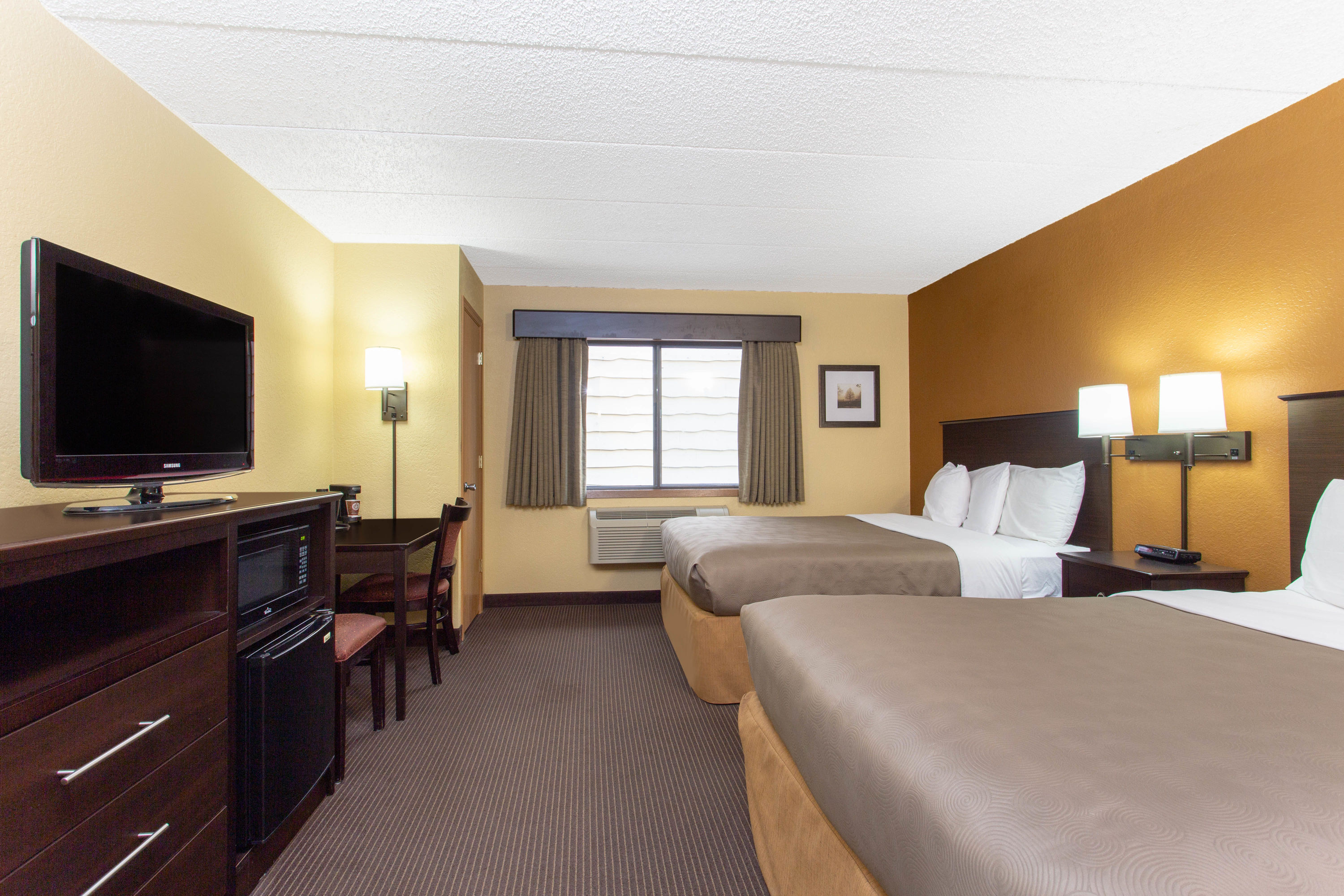 AmericInn by Wyndham West Bend West Bend, WI Hotels