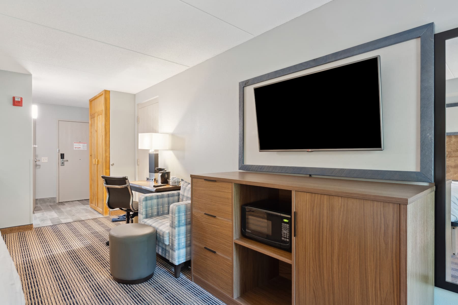 Guest room feature at the AmericInn by Wyndham Wisconsin Dells in Wisconsin Dells, Wisconsin