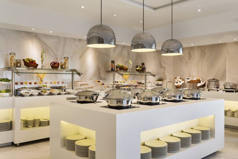 Hawthorn Suites by Wyndham Abu Dhabi City Center restaurant in Abu Dhabi, Other than US/Canada