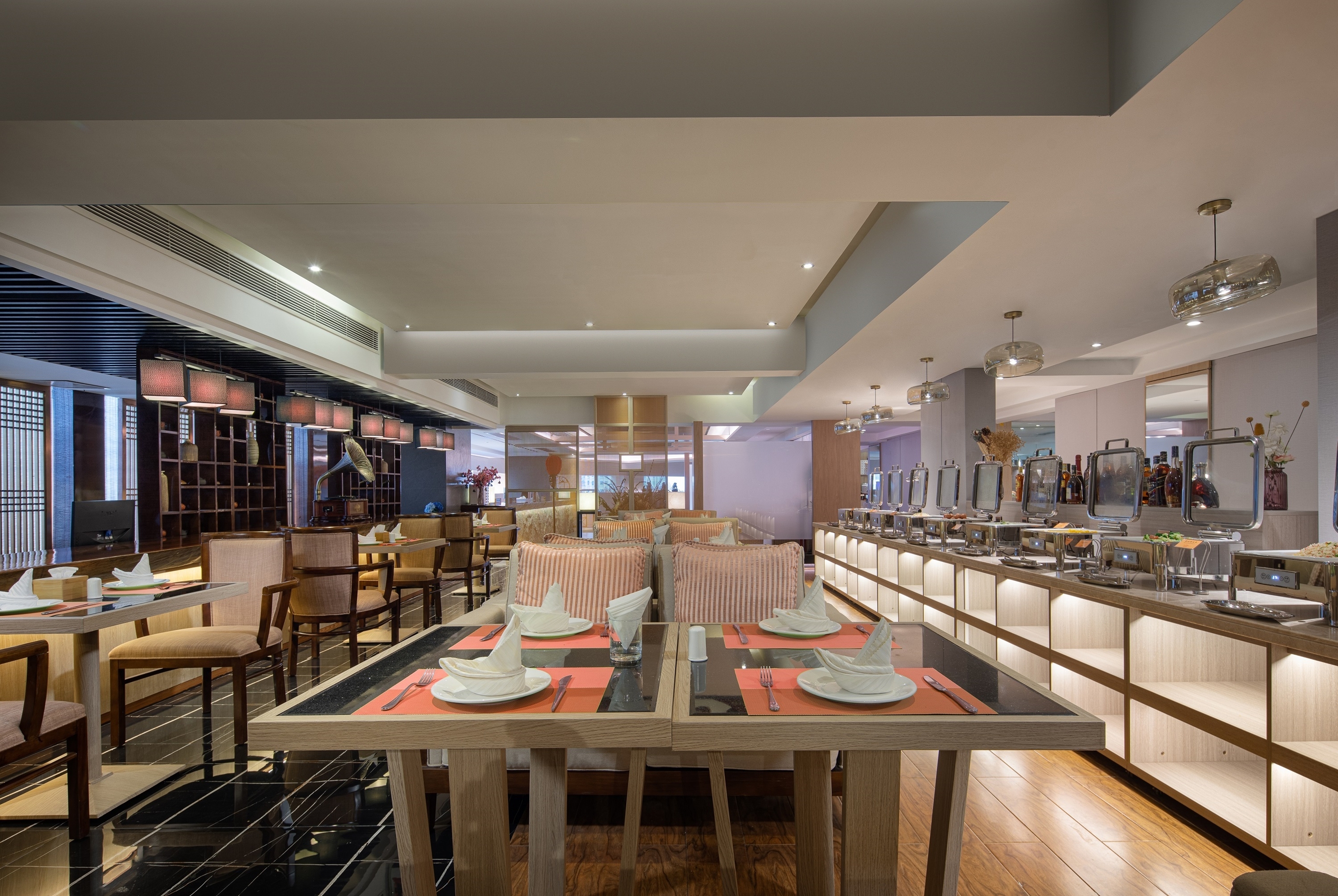 Hawthorn by Wyndham Changsha Meixi Lake restaurant in Changsha, Other than US/Canada