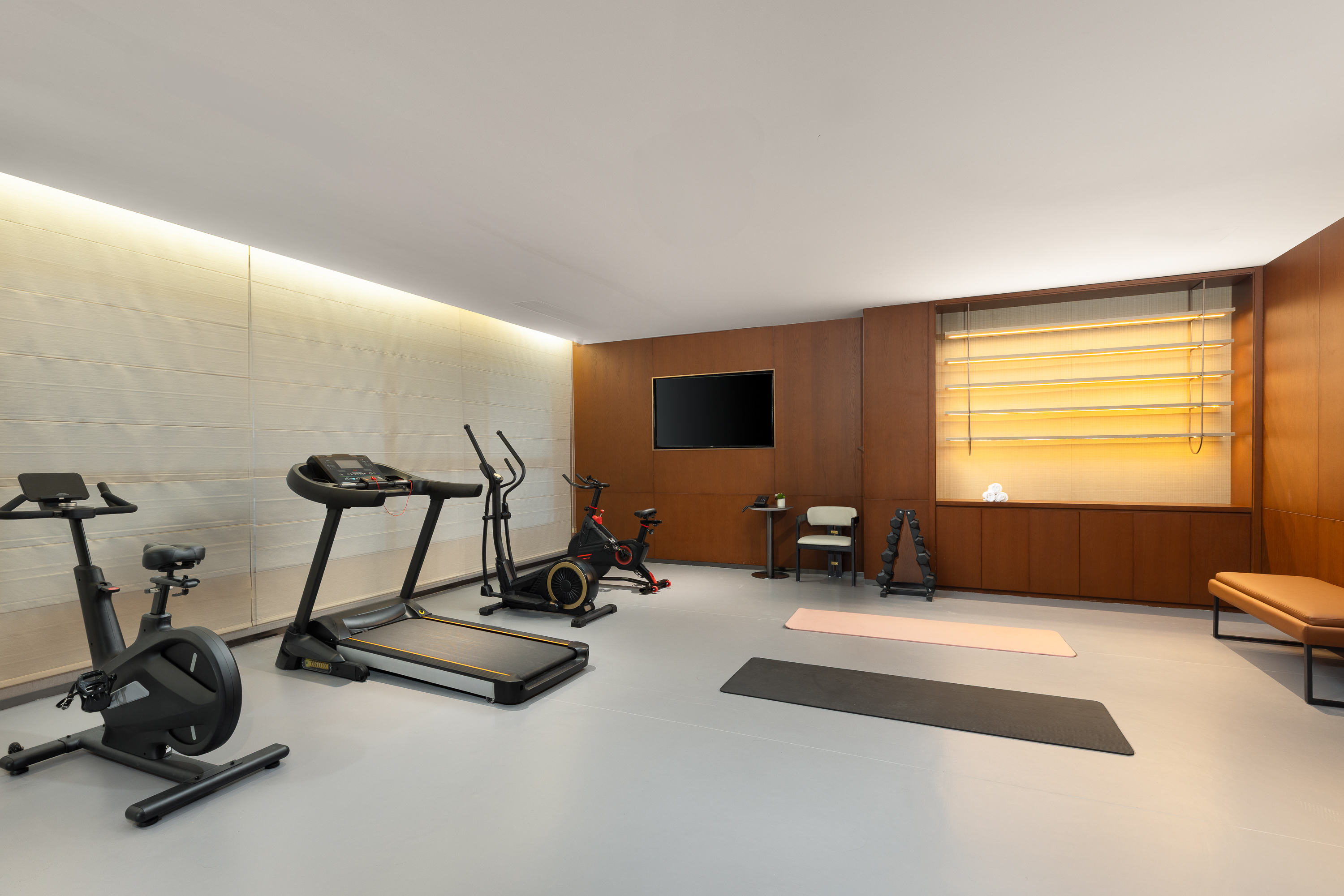 Fitness room at Hawthorn by Wyndham Chenzhou Beihu in Chenzhou, Other than US/Canada