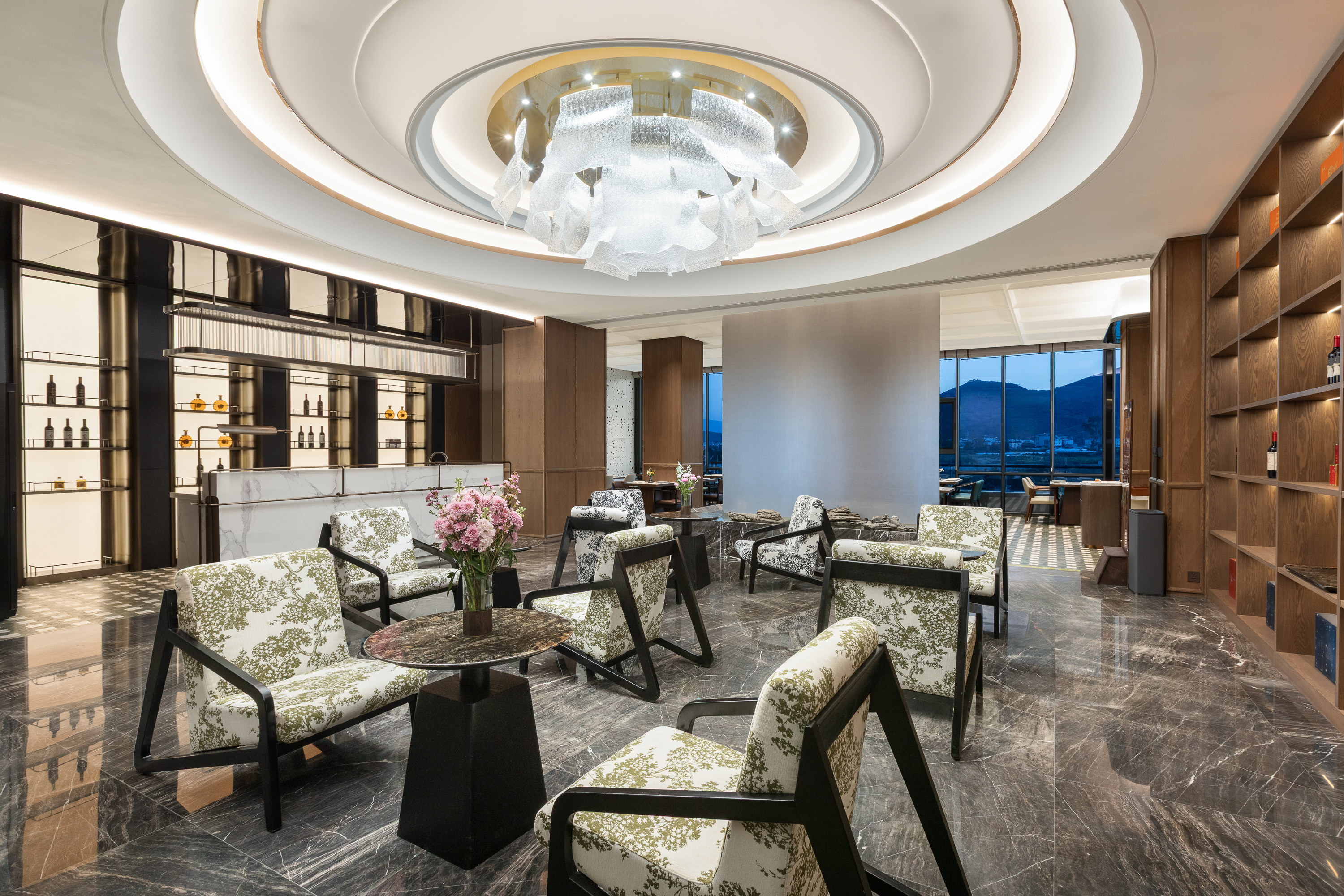 Hawthorn by Wyndham Chuxiong Yuanmou restaurant in Chuxiong City, Yi Prefecture, Other than US/Canada