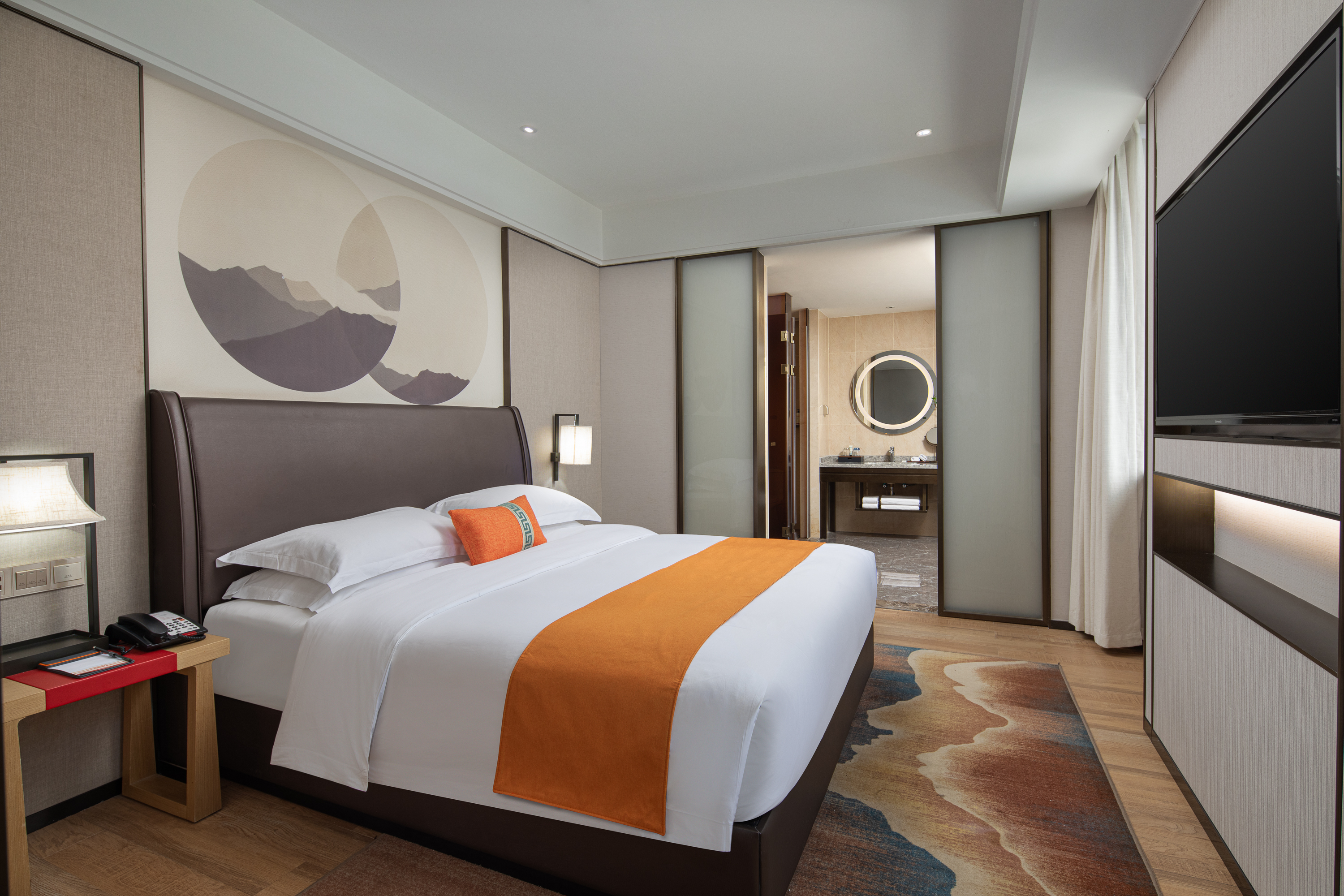 Guest room at the Hawthorn by Wyndham Dali Erhai Park in Dali, Other than US/Canada