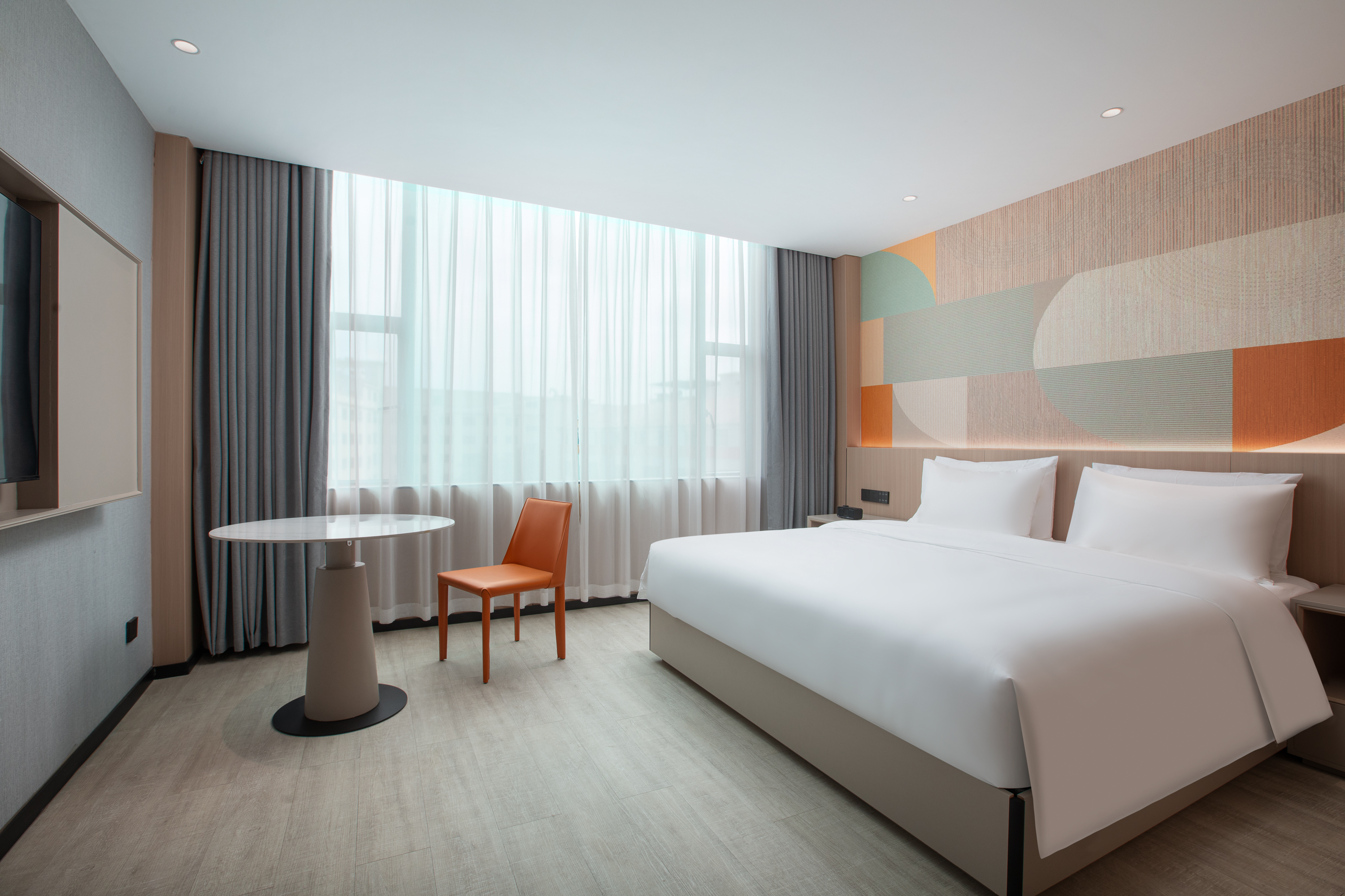 Guest room at the Hawthorn by Wyndham Guangzhou Baiyun Airport in Guangzhou, Other than US/Canada