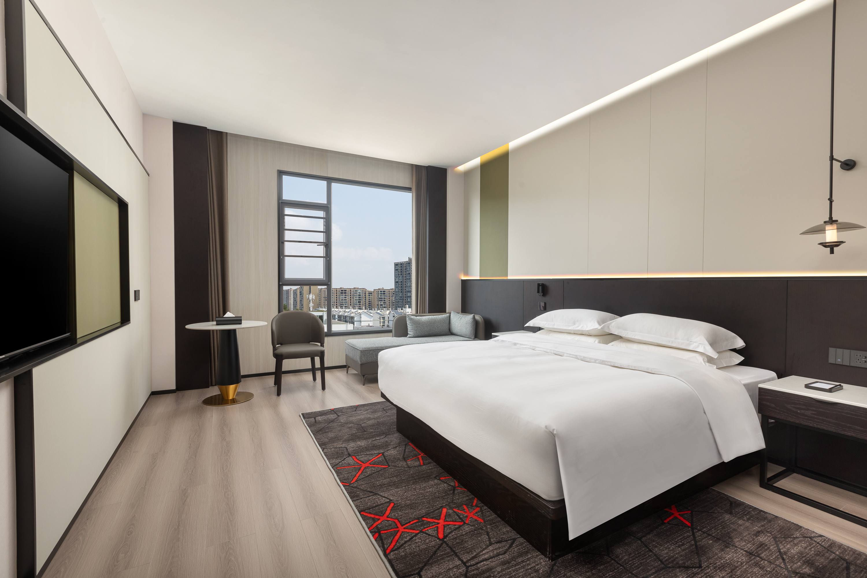 Guest room at the Hawthorn by Wyndham Honghe Jianshui in Honghe Hani and Yi Autonomous, Other than US/Canada