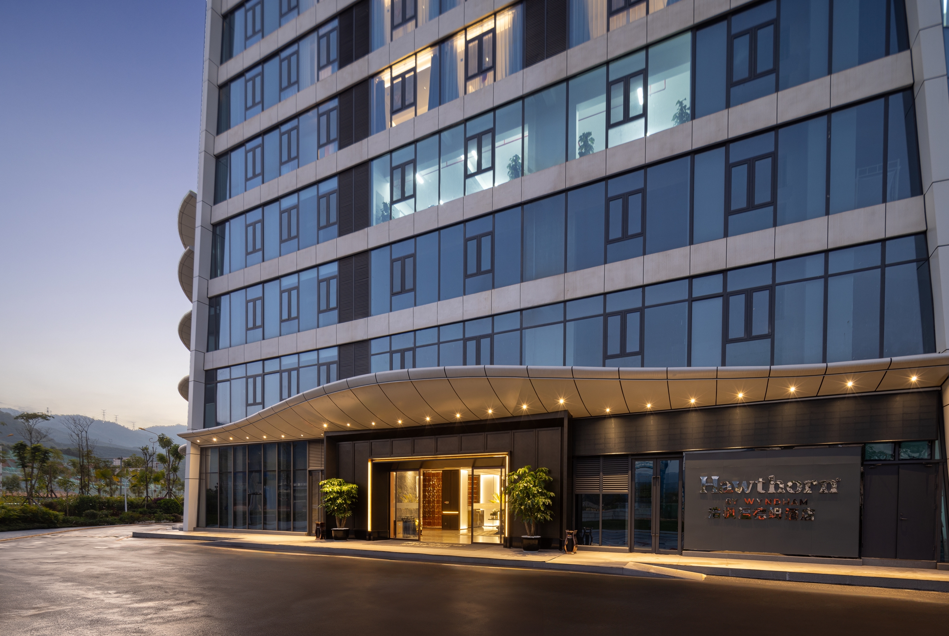 Exterior of Hawthorn by Wyndham Jinghong Mengyang hotel in Jinghong City, Xishuangbanna, Other than US/Canada