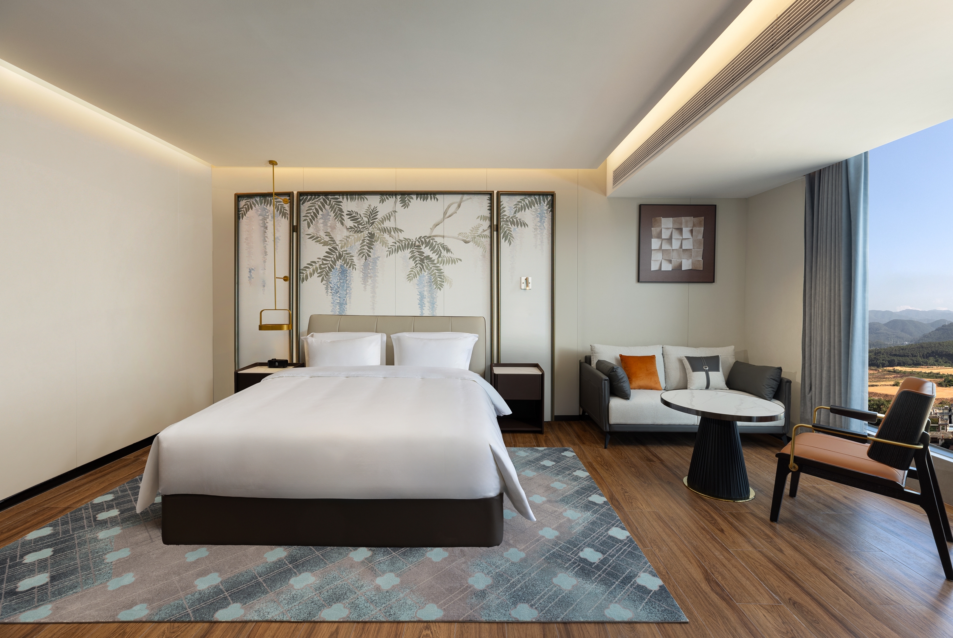 Guest room at the Hawthorn by Wyndham Jinghong Mengyang in Jinghong City, Xishuangbanna, Other than US/Canada