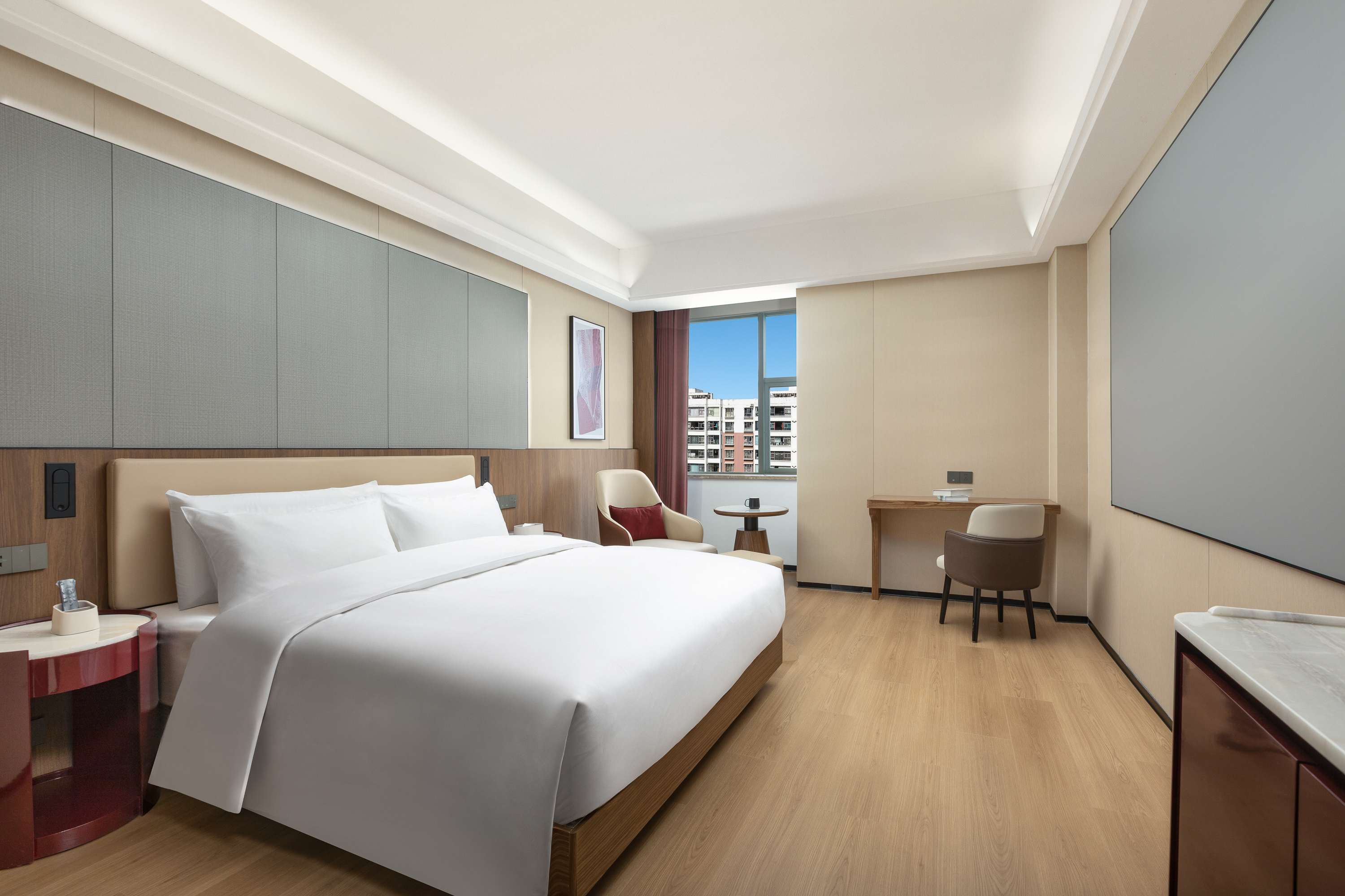 Guest room at the Hawthorn by Wyndham Lincang Linxiang in Lincang, Other than US/Canada