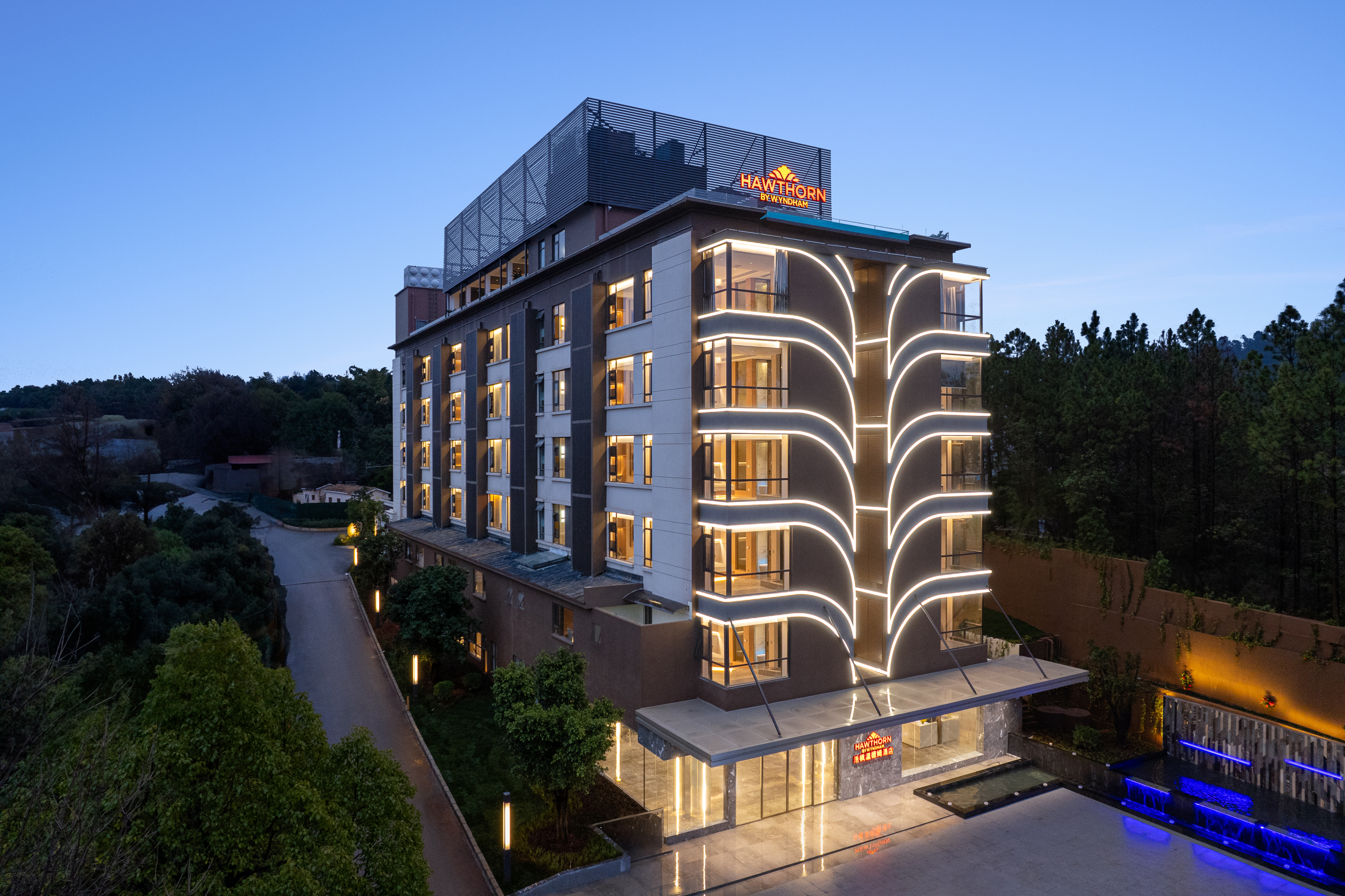 Exterior of Hawthorn by Wyndham Honghe Mile Hot Spring hotel in Mile, Other than US/Canada