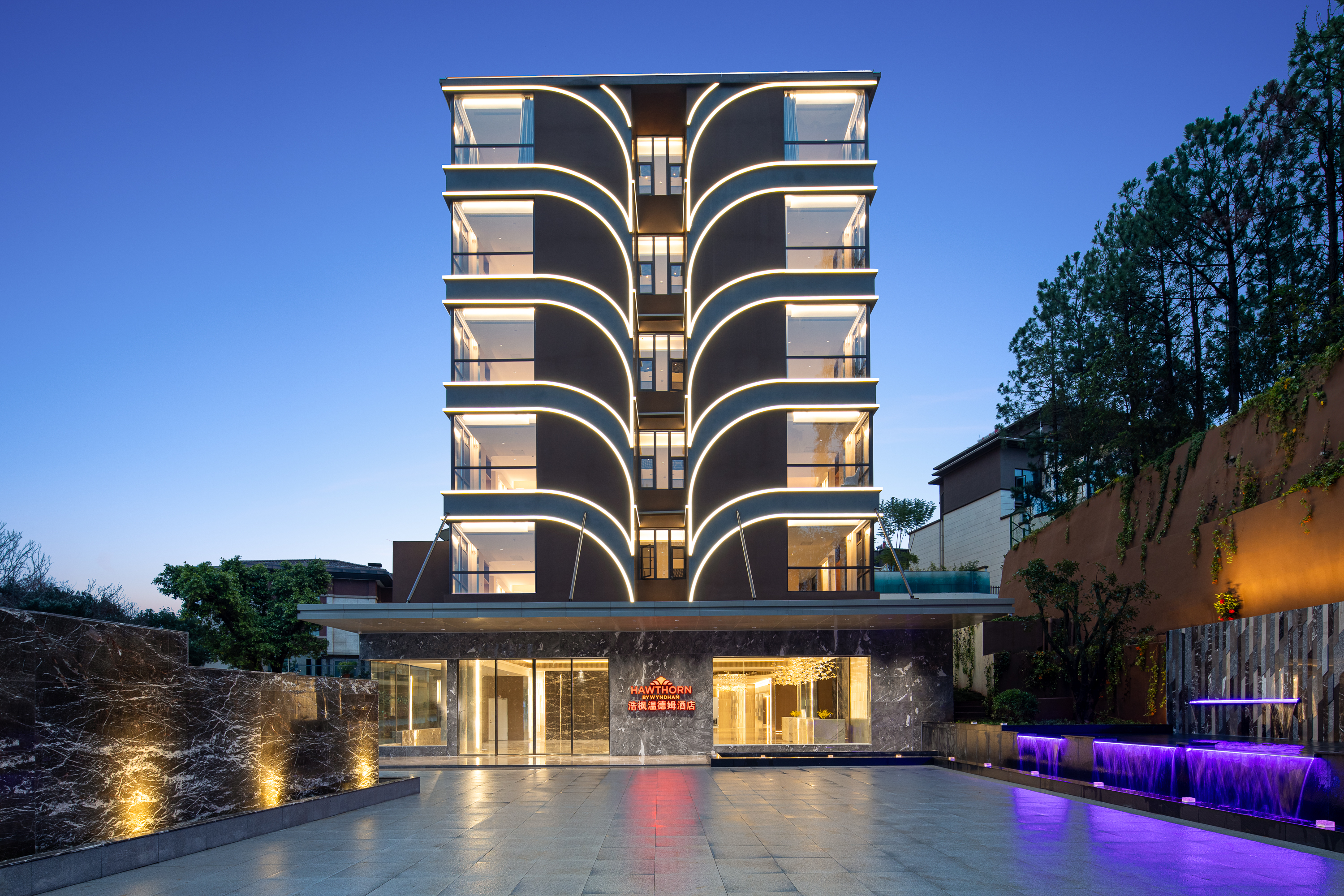 Exterior of Hawthorn by Wyndham Honghe Mile Hot Spring hotel in Mile, Other than US/Canada