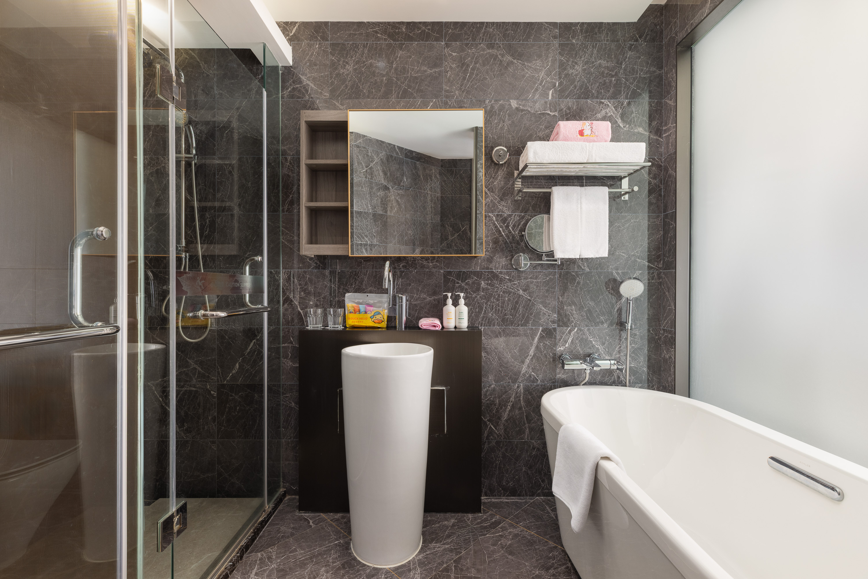 Guest room bath at the Hawthorn Extended Stay by Wyndham Xian High Tech in Xian, Other than US/Canada