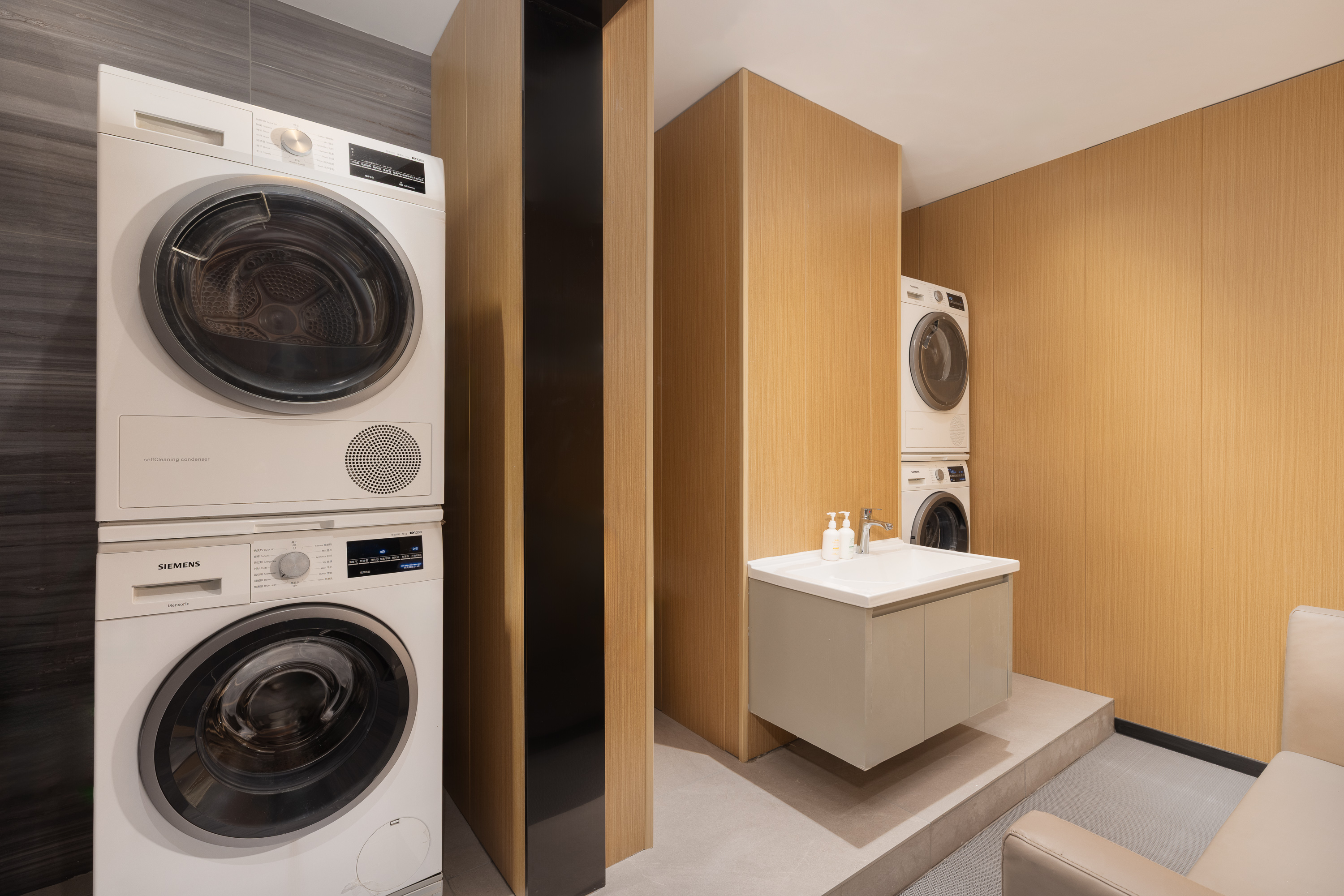 Laundry facilities at Hawthorn Extended Stay by Wyndham Xian High Tech in Xian, Other than US/Canada