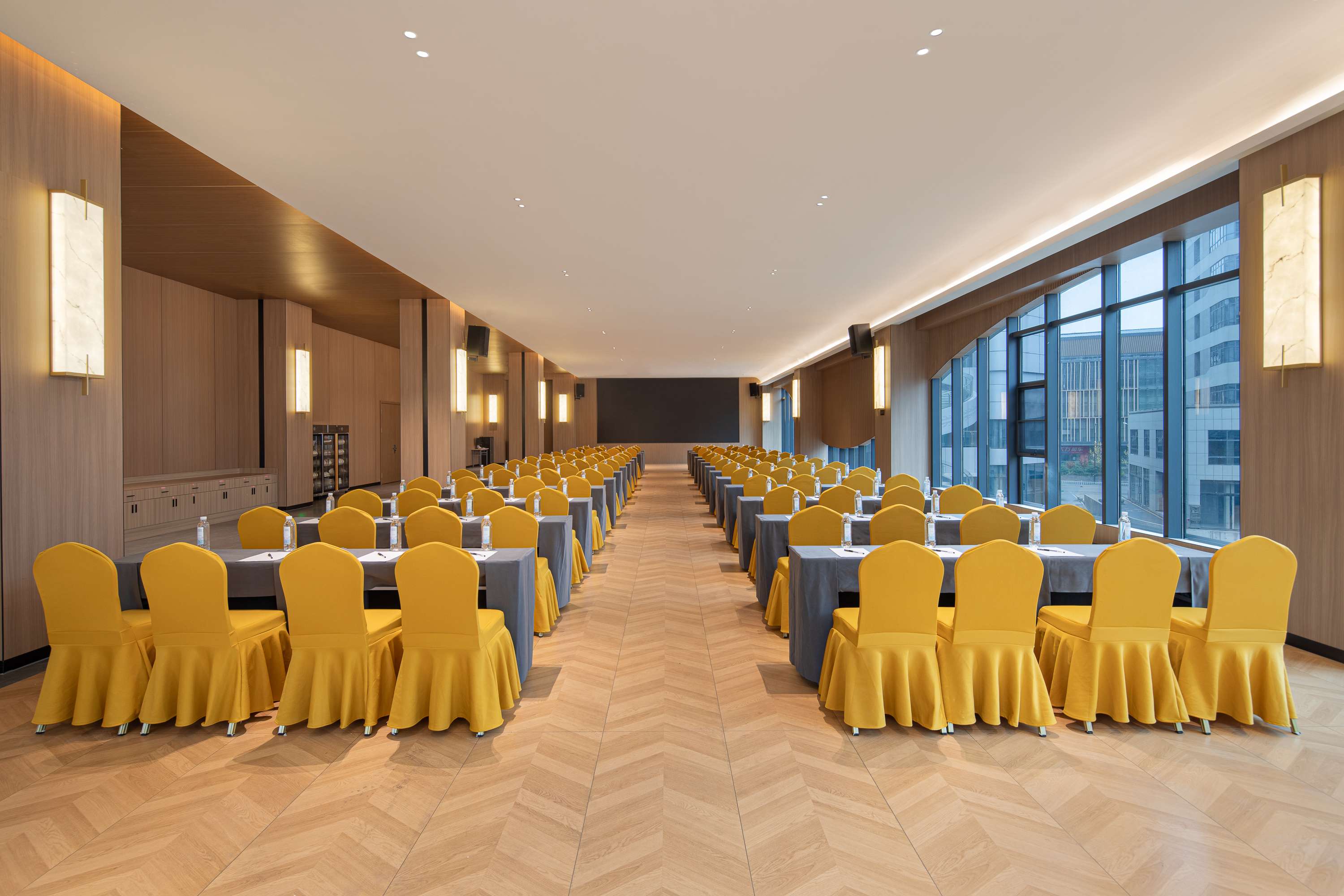 Meeting room at Hawthorn by Wyndham Fenghuang Baiyue in Xiangxi Tujia and Miao Autonom, Other than US/Canada