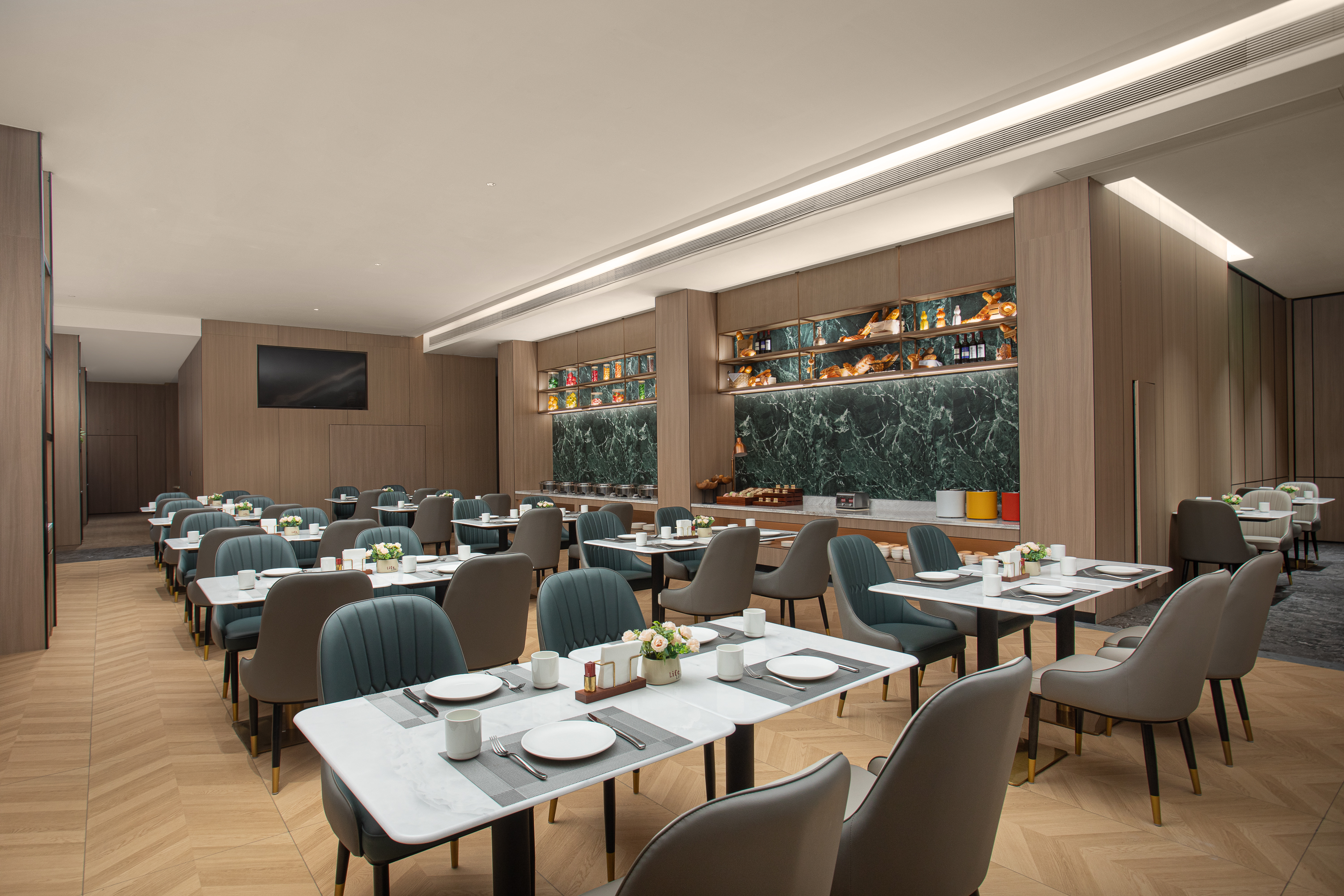 Hawthorn by Wyndham Fenghuang Baiyue restaurant in Xiangxi Tujia and Miao Autonom, Other than US/Canada