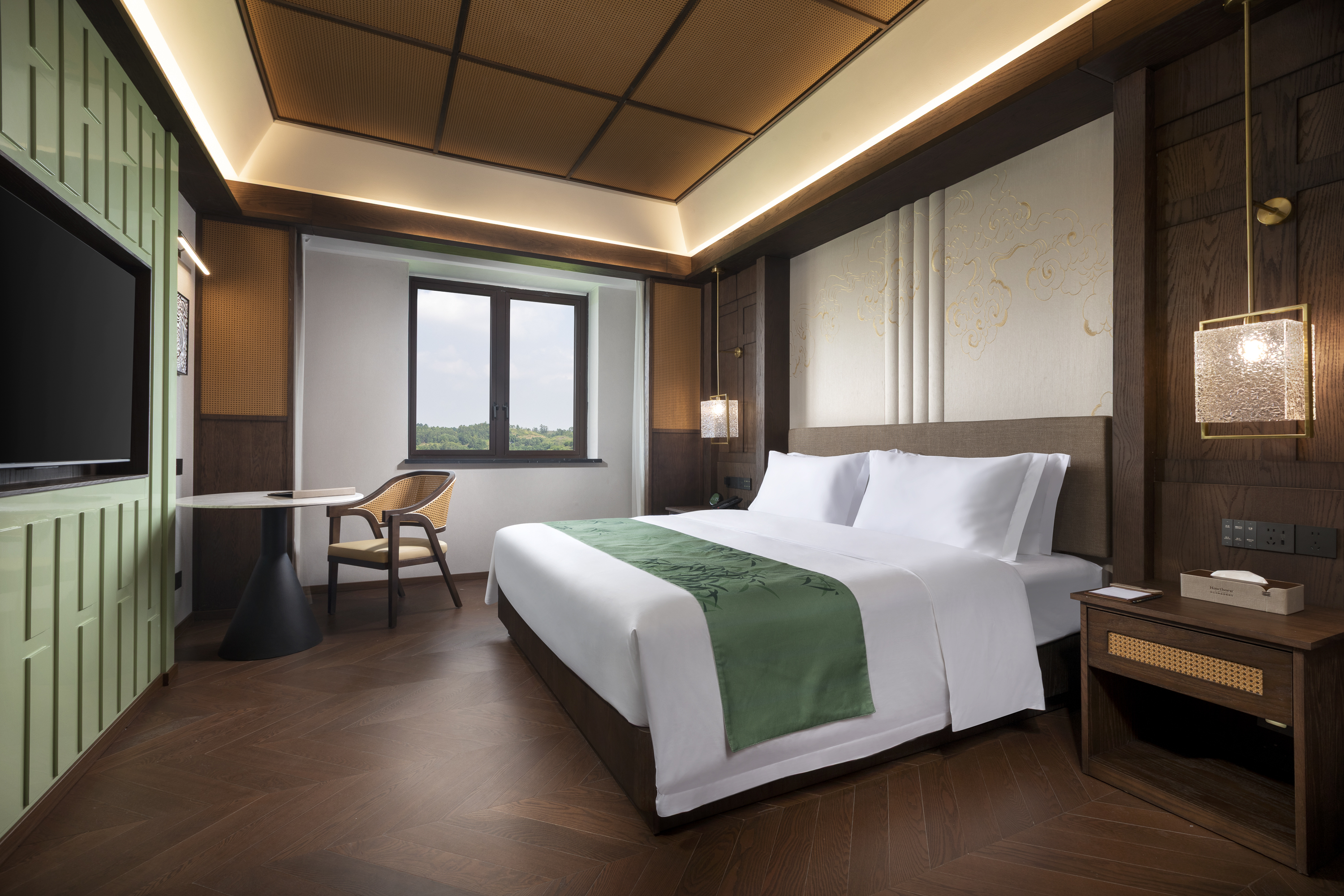 Guest room at the Hawthorn by Wyndham Yibin Lizhuang in Yibin, Other than US/Canada