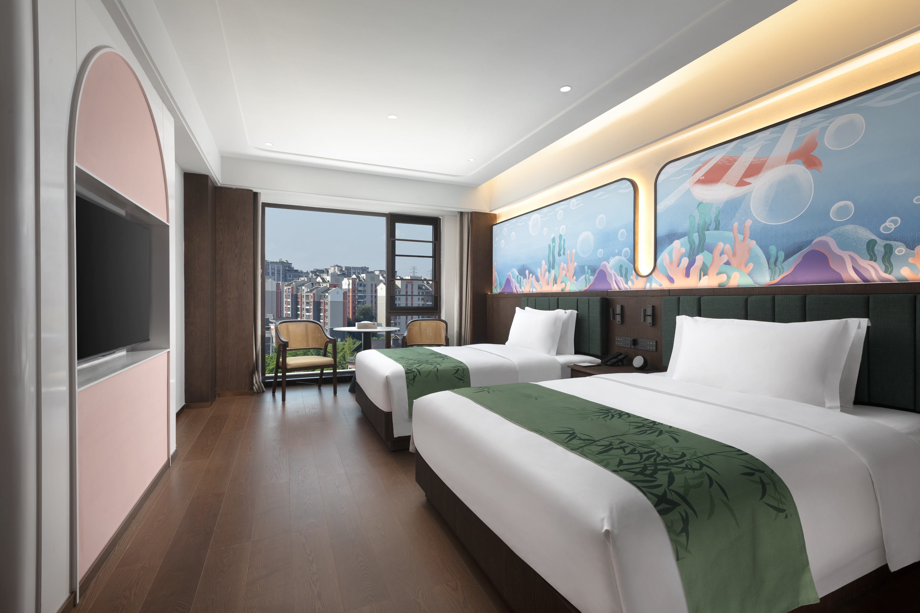 Guest room at the Hawthorn by Wyndham Yibin Lizhuang in Yibin, Other than US/Canada