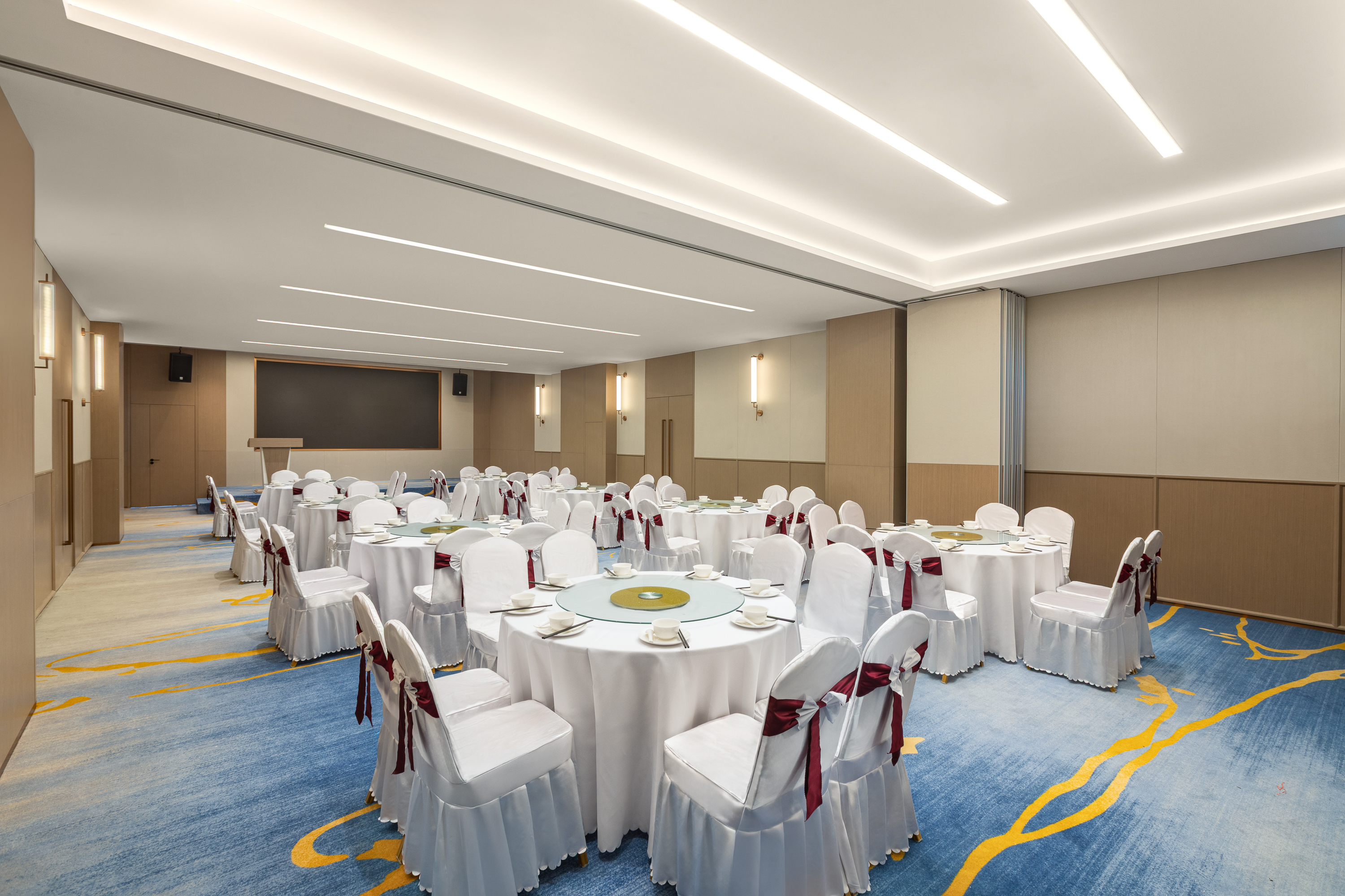 Meeting room at Hawthorn by Wyndham Zhaotong Zhenxiong in Zhaotong, Other than US/Canada