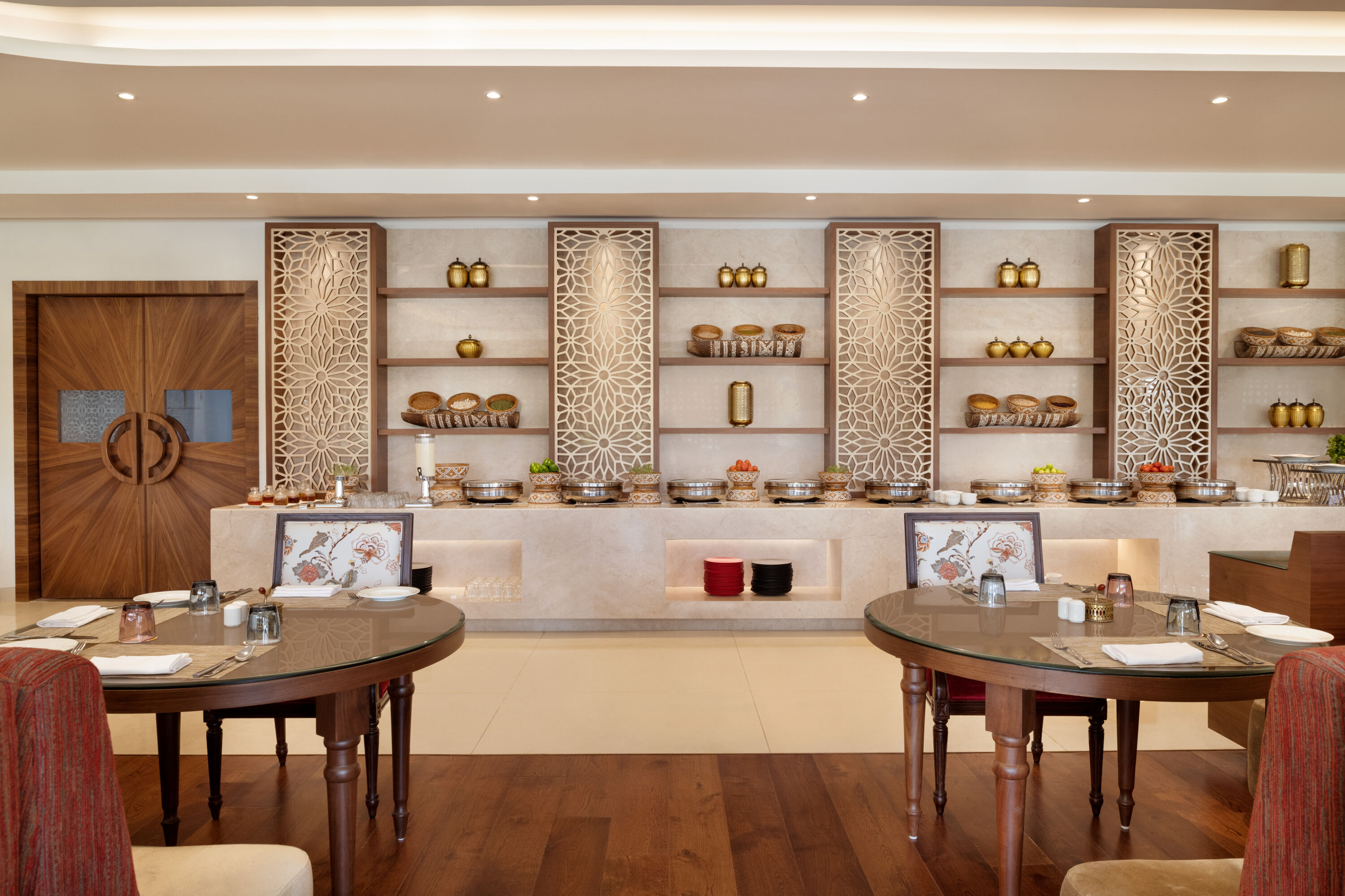 Hawthorn Suites by Wyndham Dwarka cafe in Dwarka, Other than US/Canada