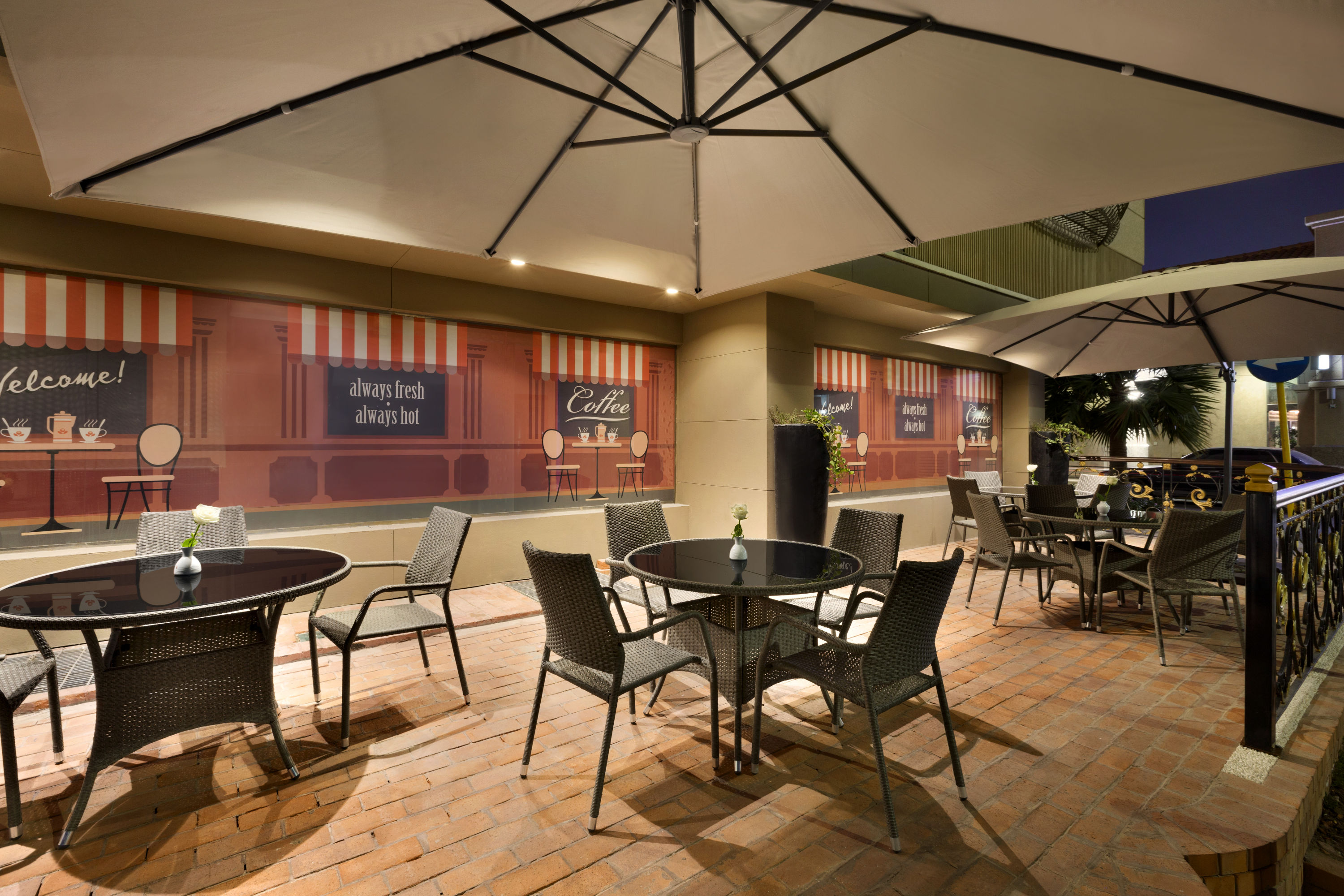 Hawthorn Suites by Wyndham Al Khobar restaurant in Al Khobar, Other than US/Canada