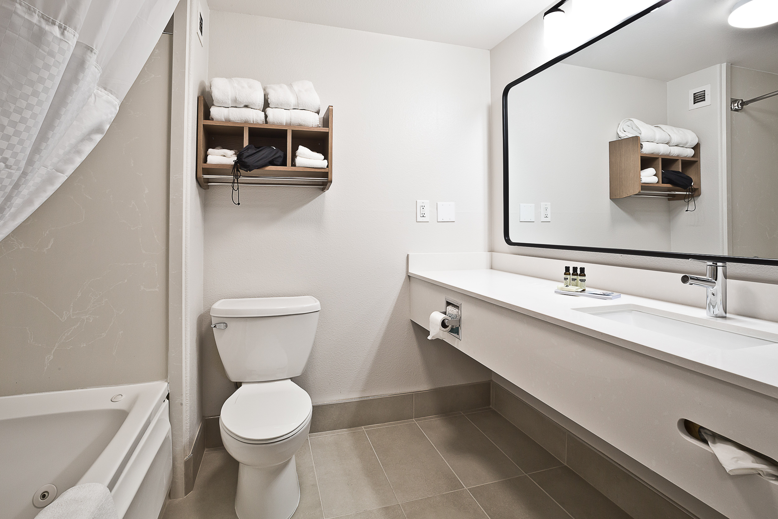 Guest room bath at the Hawthorn Suites by Wyndham Oakland/Alameda in Alameda, California