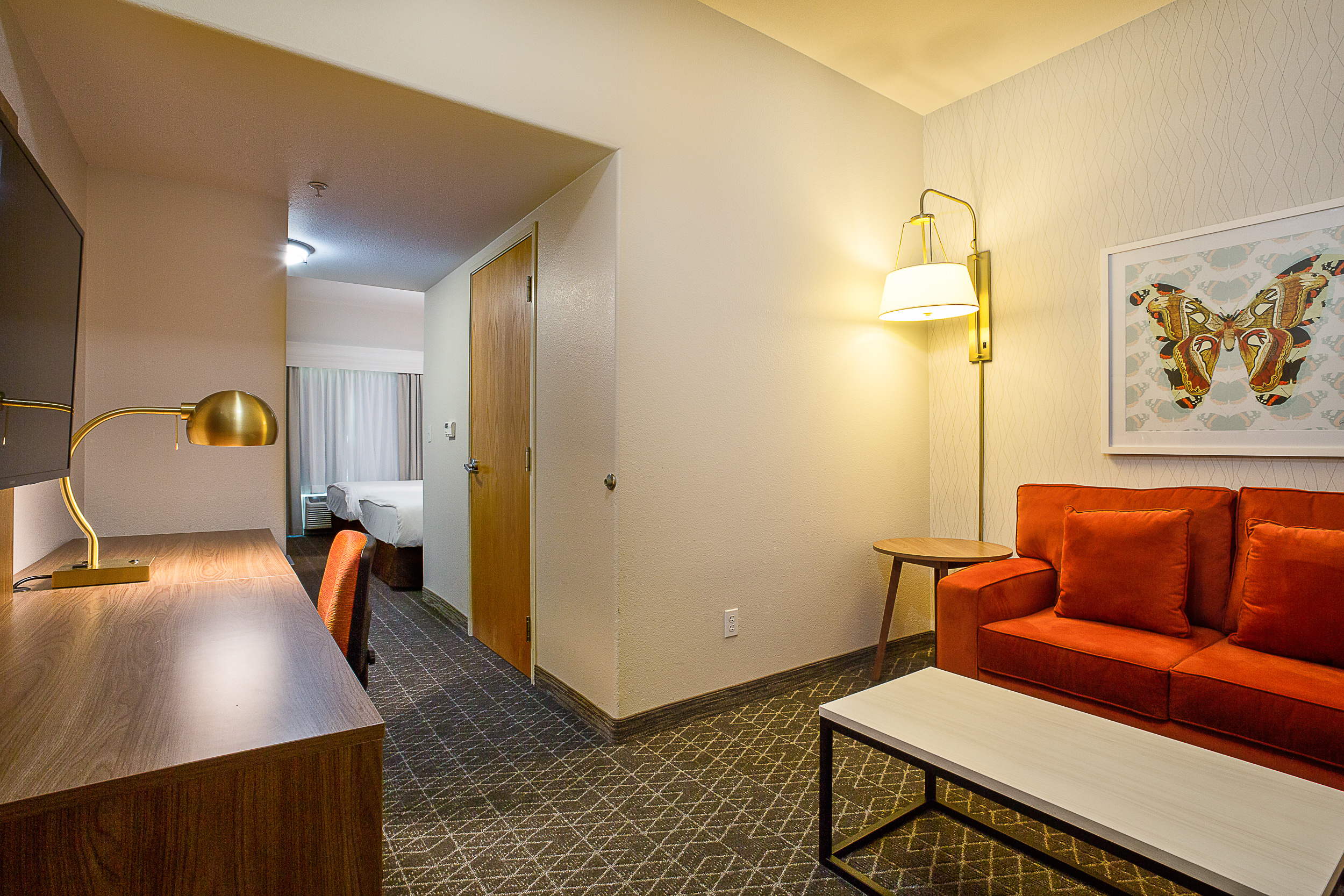 Guest room at the Hawthorn Suites by Wyndham Oakland/Alameda in Alameda, California