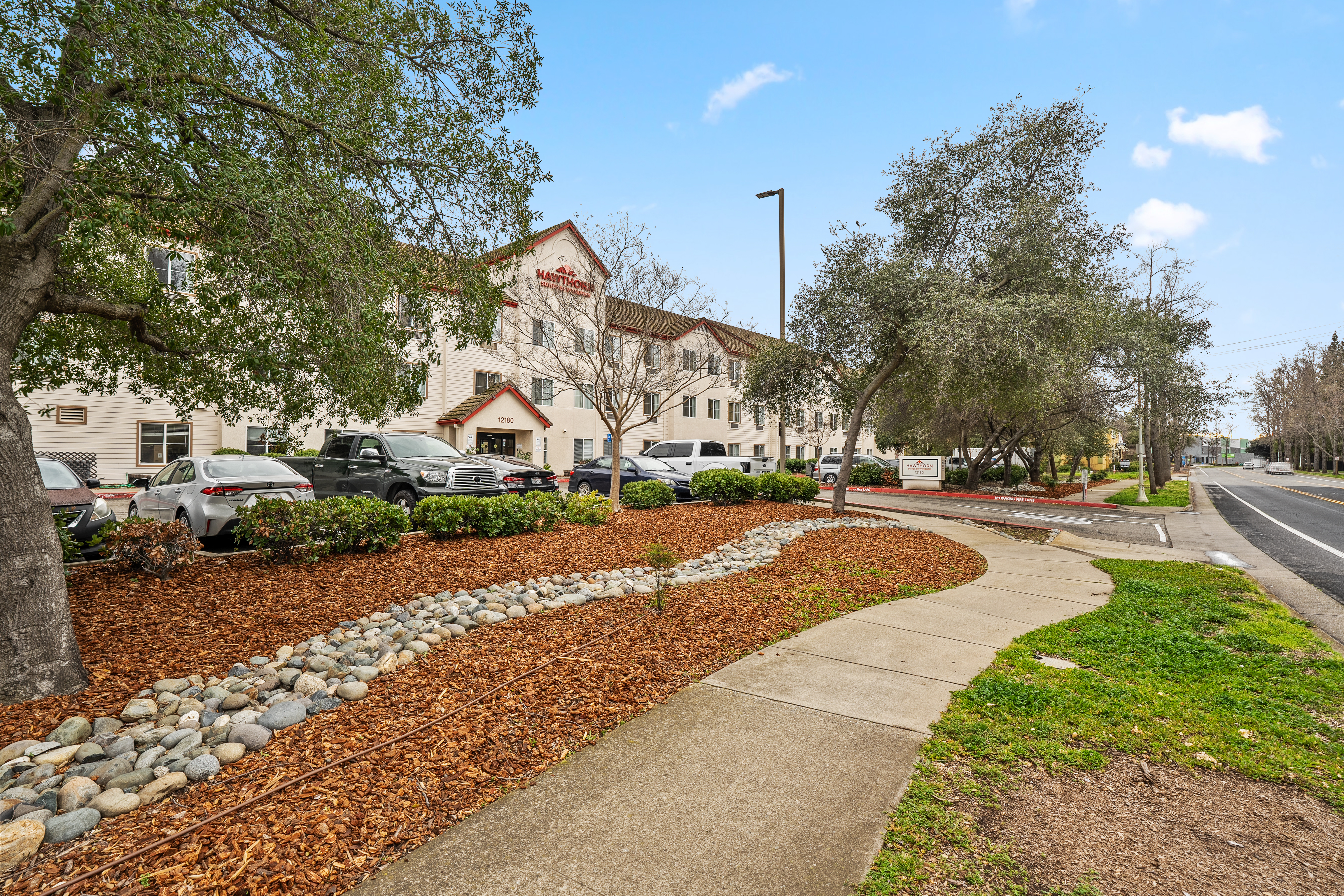Exterior of Hawthorn Suites by Wyndham Rancho Cordova/Folsom hotel in Gold River, California