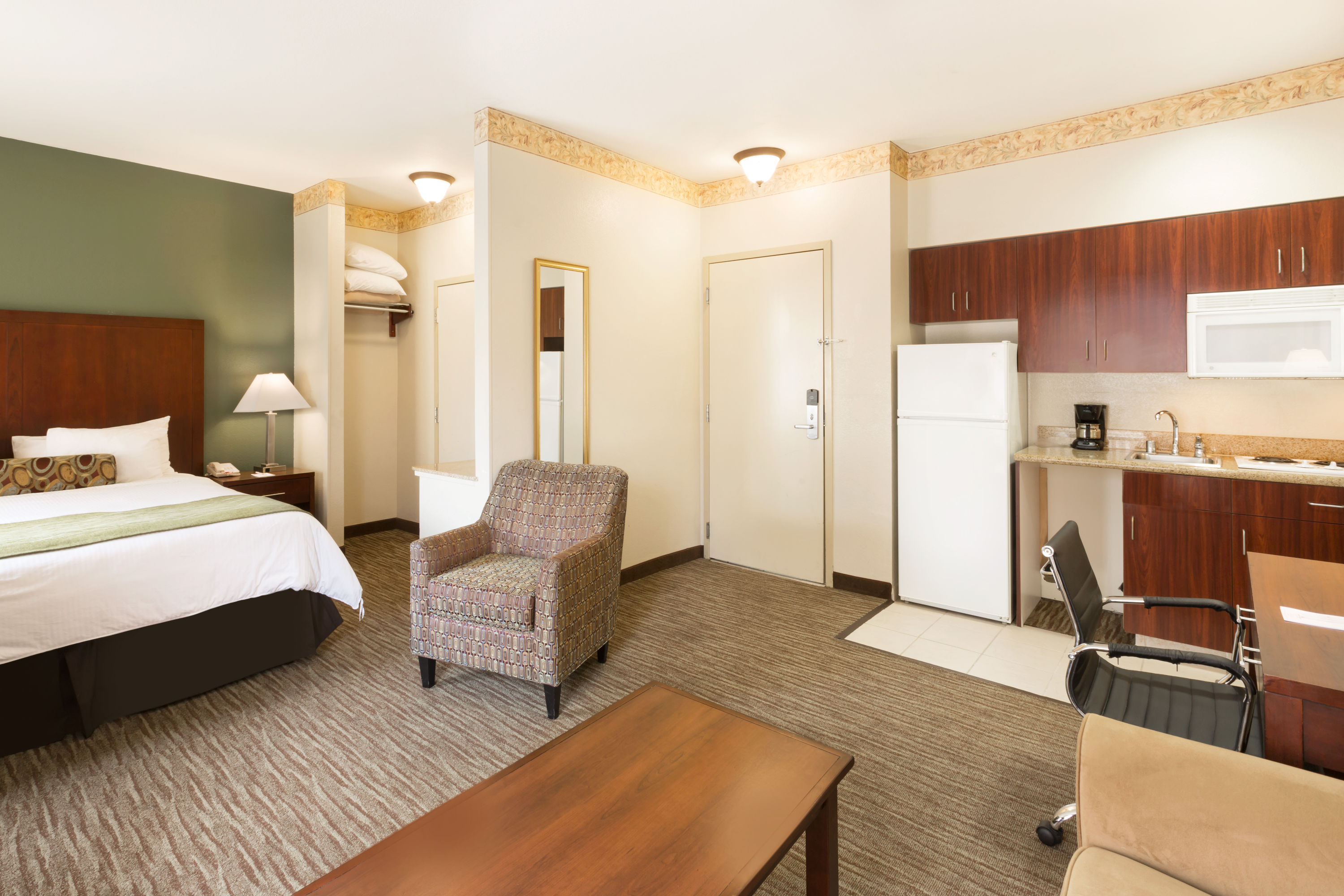 Hawthorn Suites By Wyndham Rancho Cordova Folsom Gold