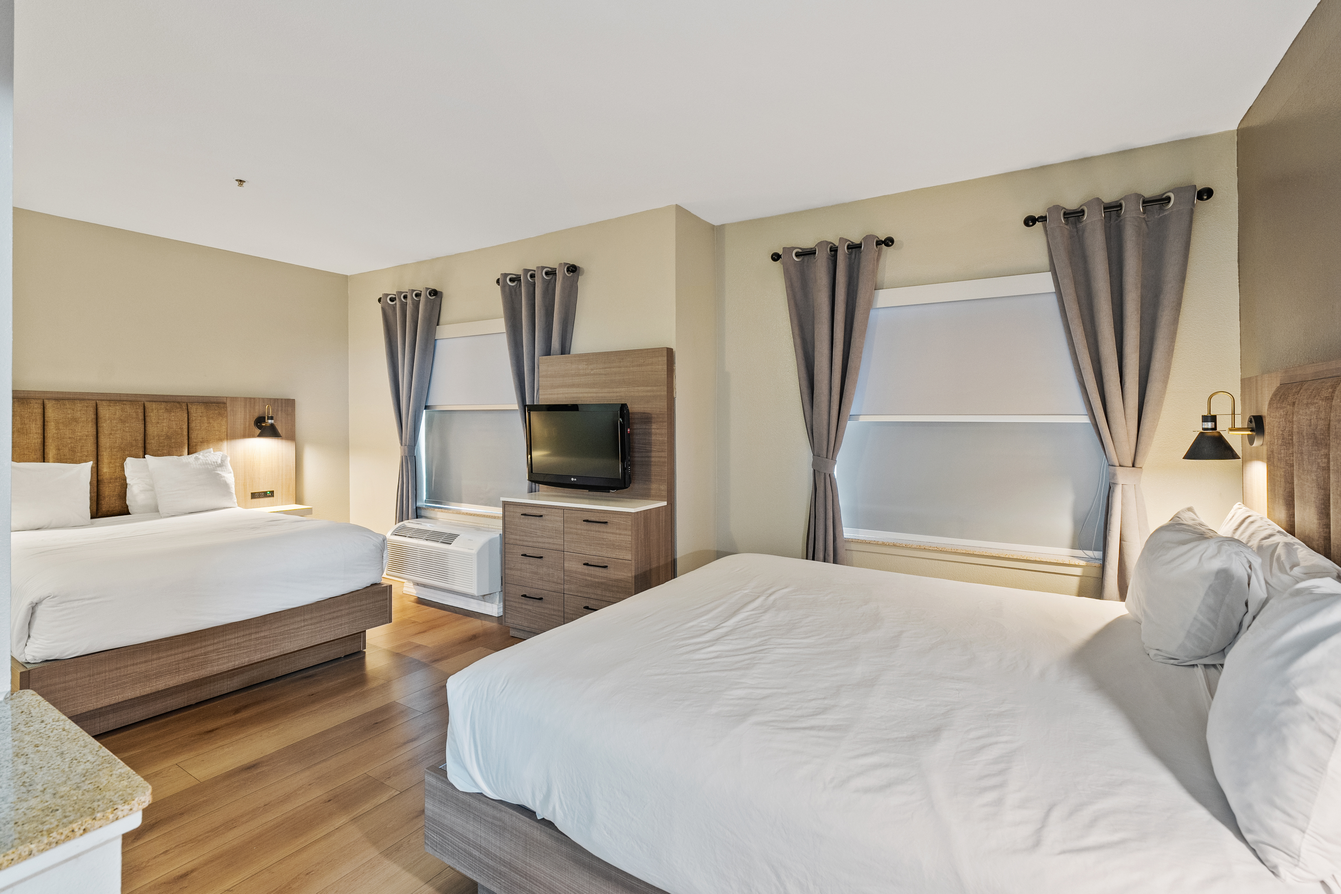 Hawthorn Suites by Wyndham Rancho Cordova/Folsom suite in Gold River, California