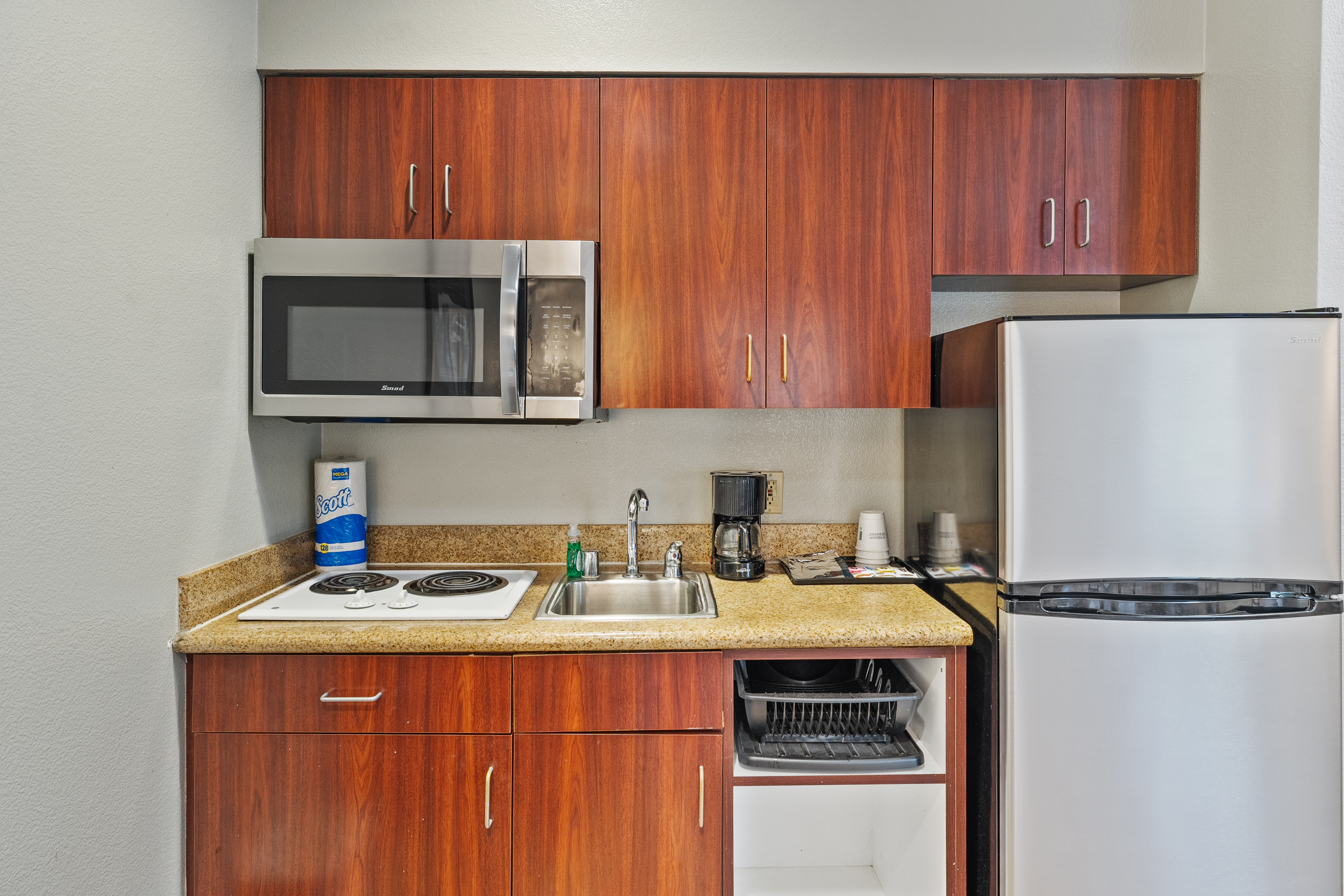 Hawthorn Suites by Wyndham Rancho Cordova/Folsom suite in Gold River, California