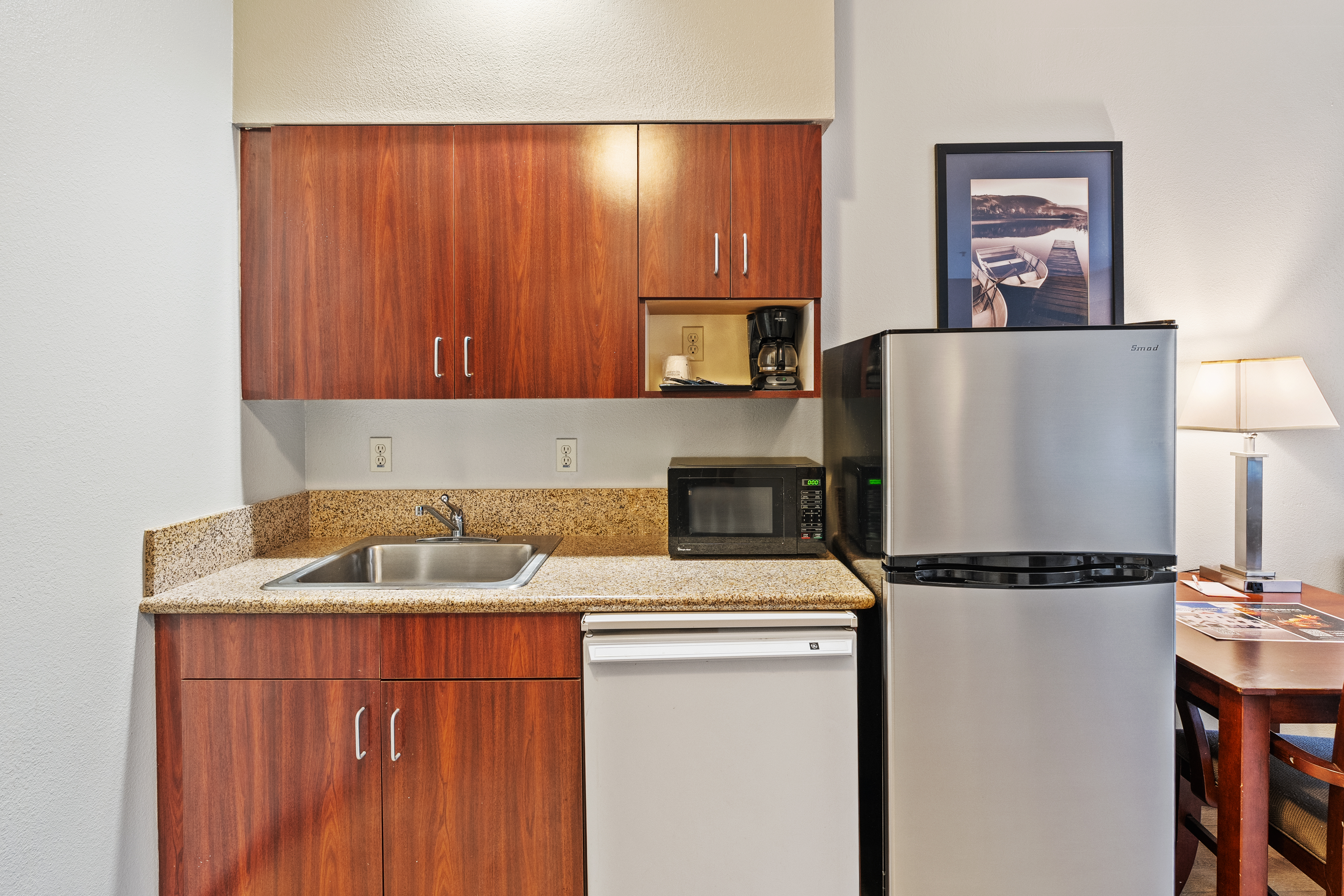 Hawthorn Suites by Wyndham Rancho Cordova/Folsom suite in Gold River, California
