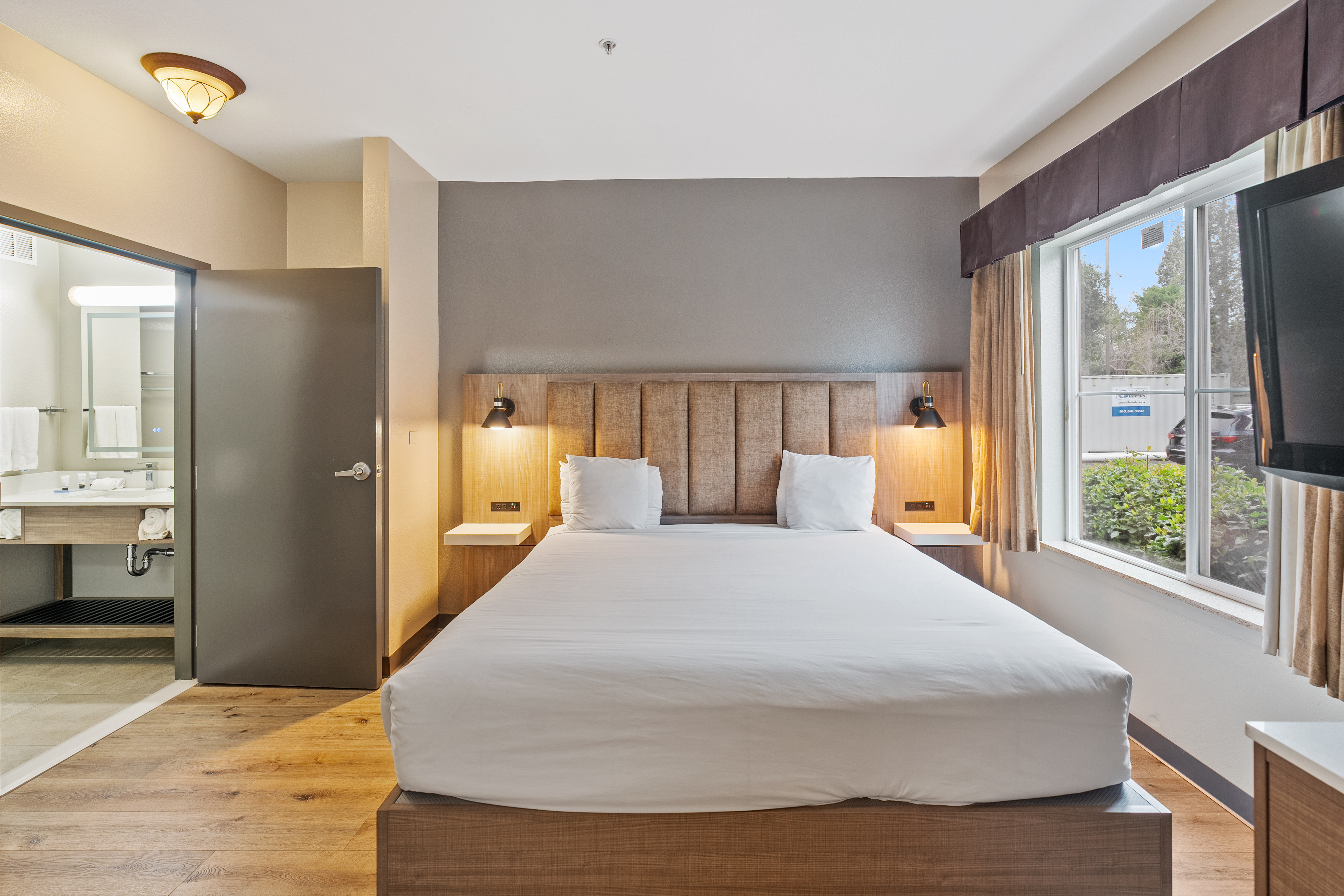 Hawthorn Suites by Wyndham Rancho Cordova/Folsom suite in Gold River, California