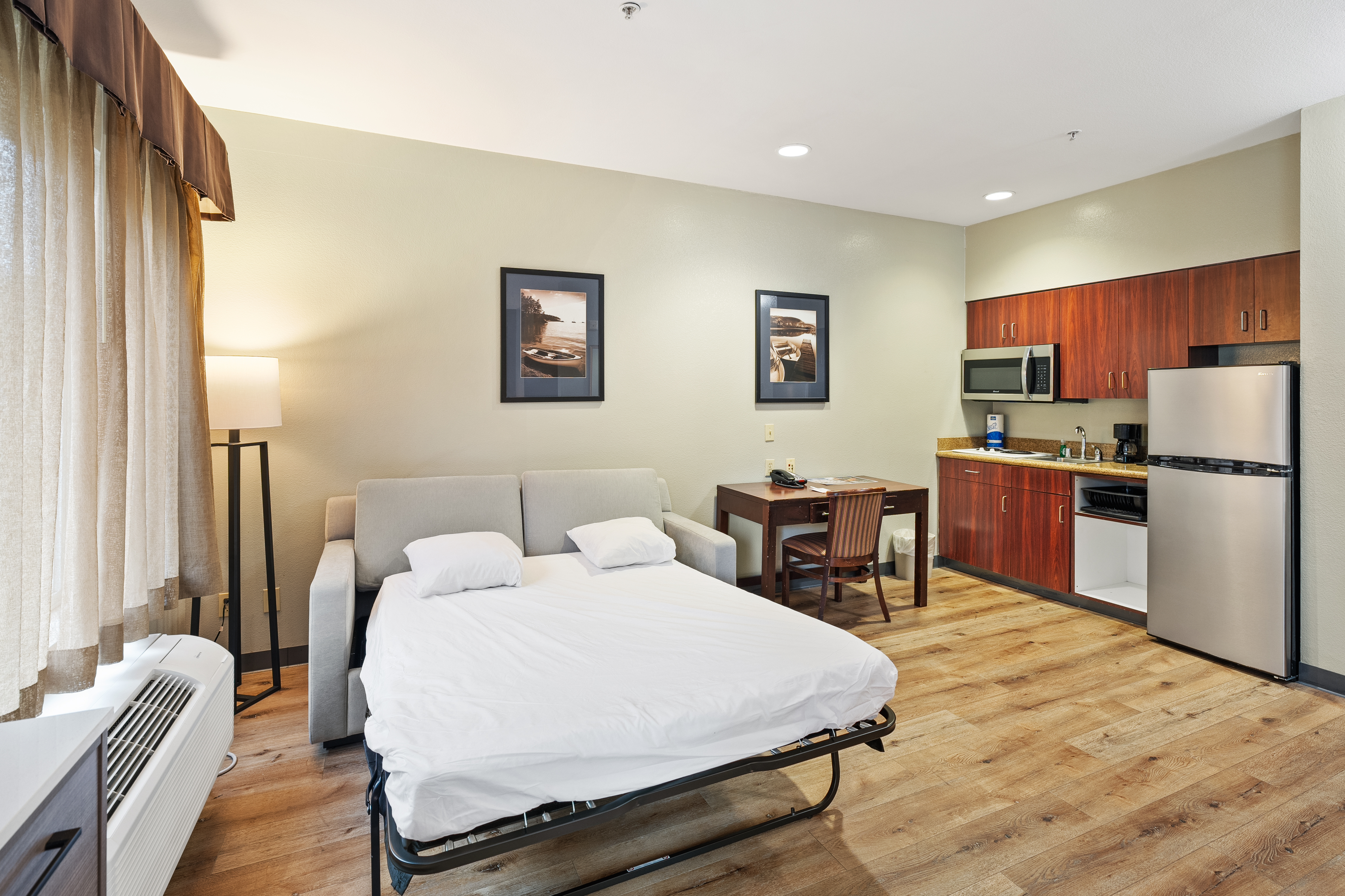 Hawthorn Suites by Wyndham Rancho Cordova/Folsom suite in Gold River, California