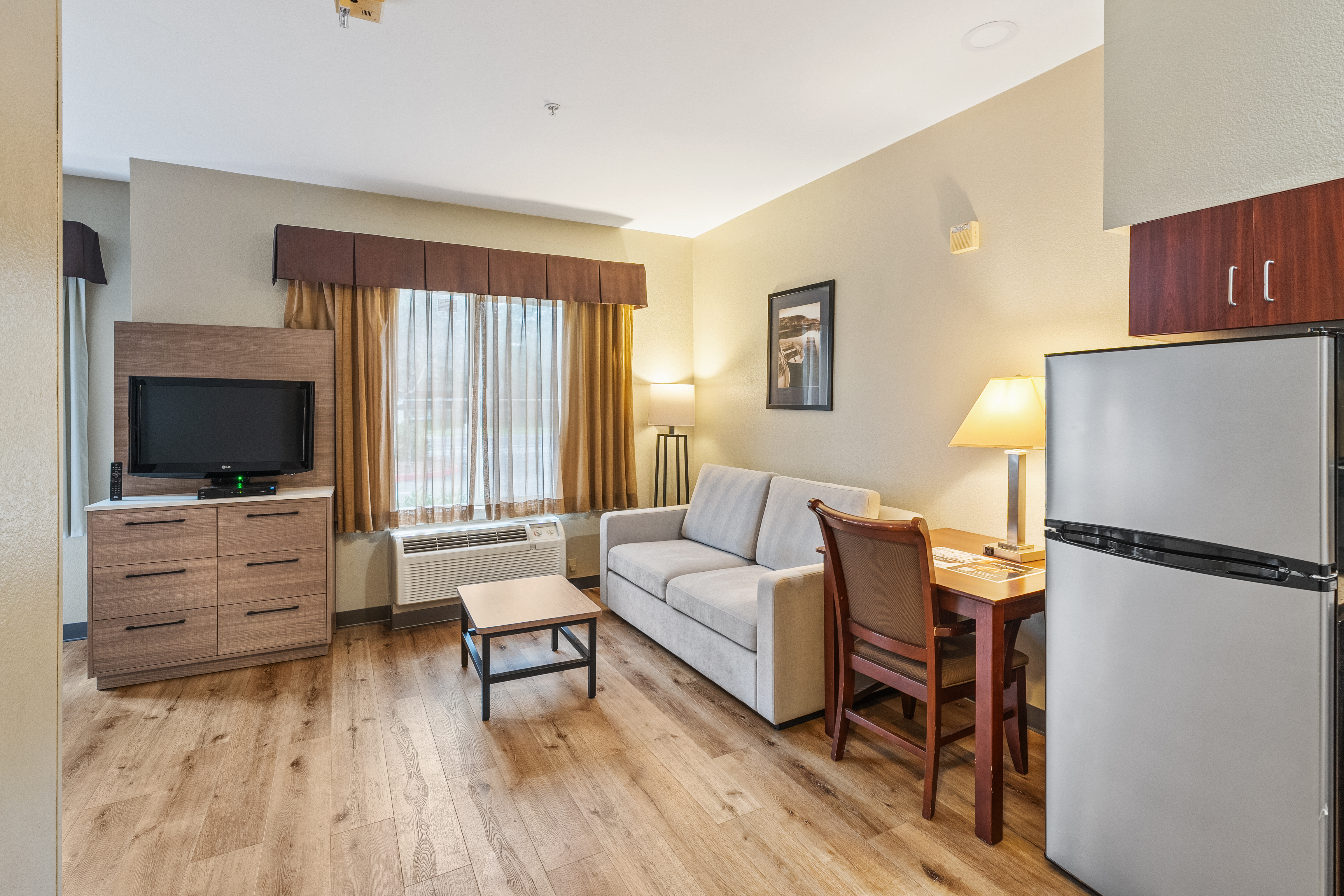 Hawthorn Suites by Wyndham Rancho Cordova/Folsom suite in Gold River, California