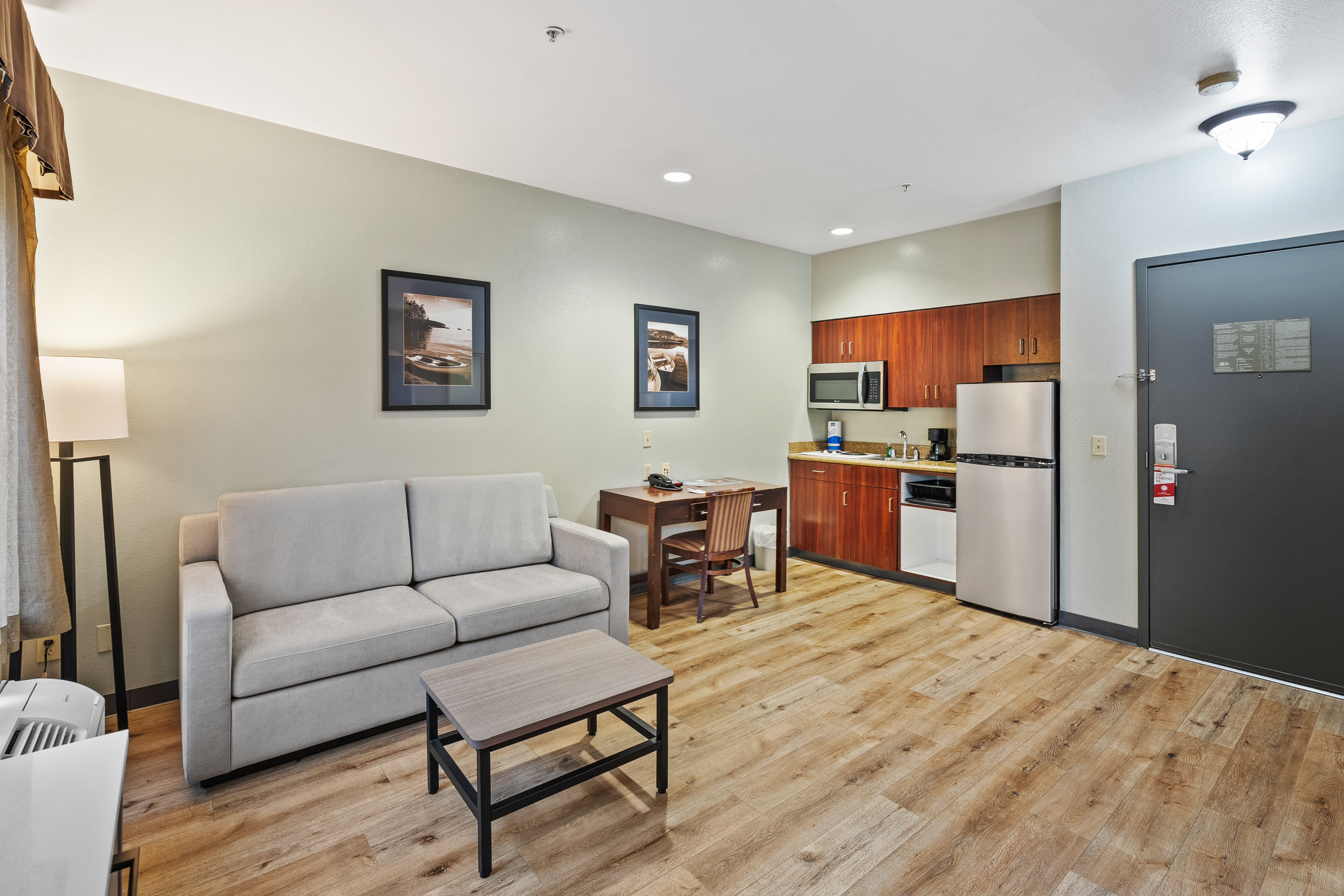 Hawthorn Suites by Wyndham Rancho Cordova/Folsom suite in Gold River, California