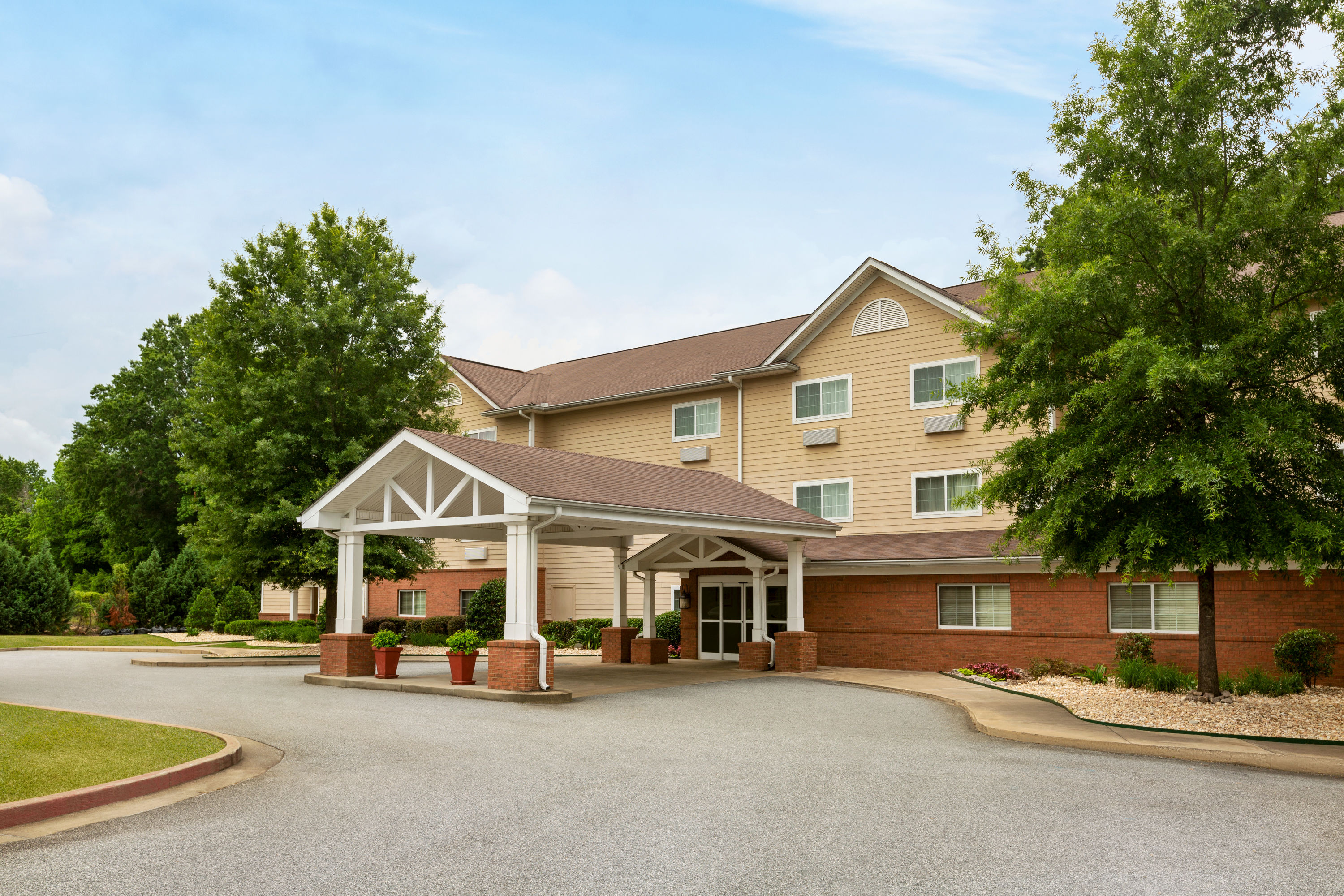 Hawthorn Suites By Wyndham Columbus Fort Benning