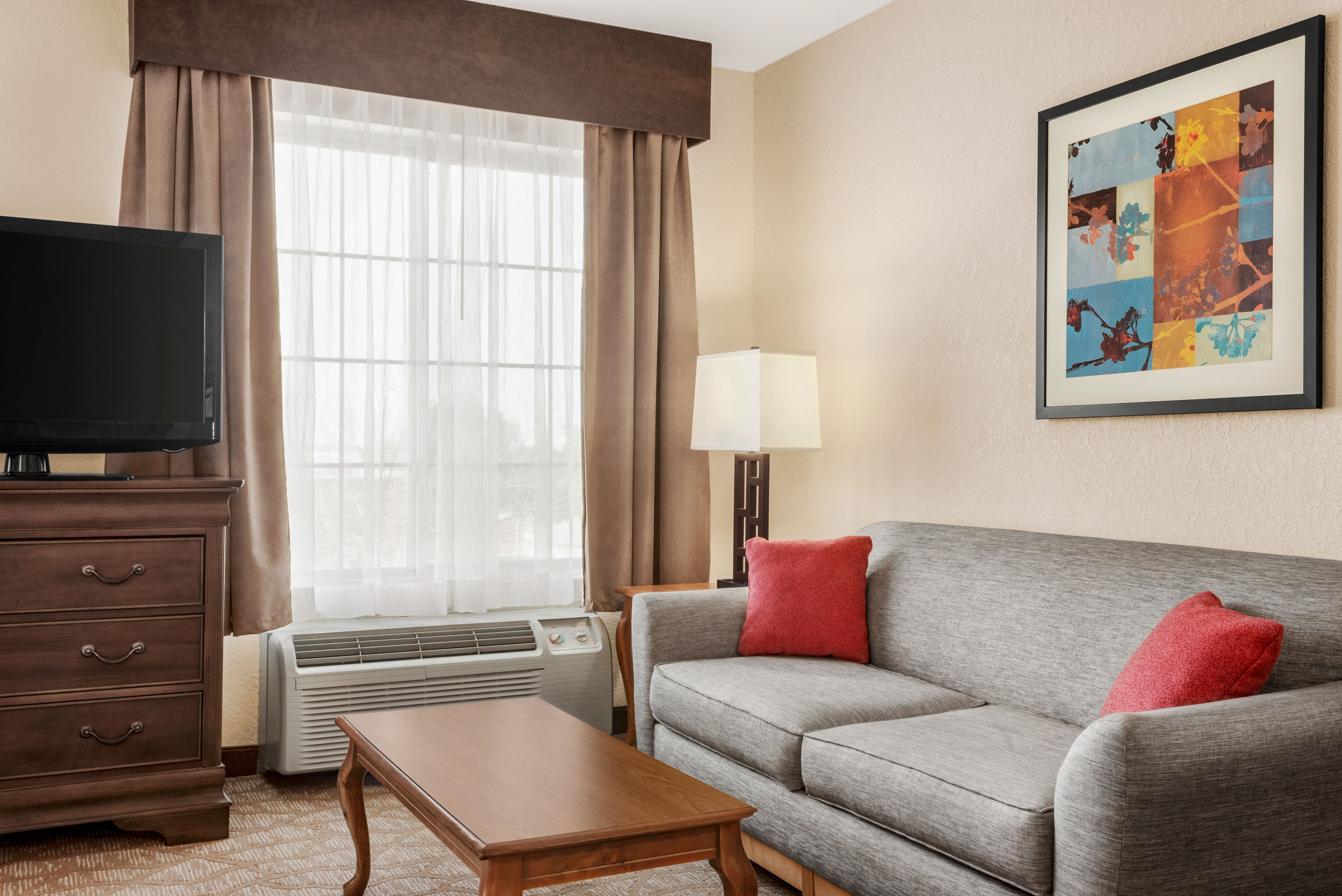 Hawthorn Extended Stay by Wyndham Decatur suite in Decatur, Illinois
