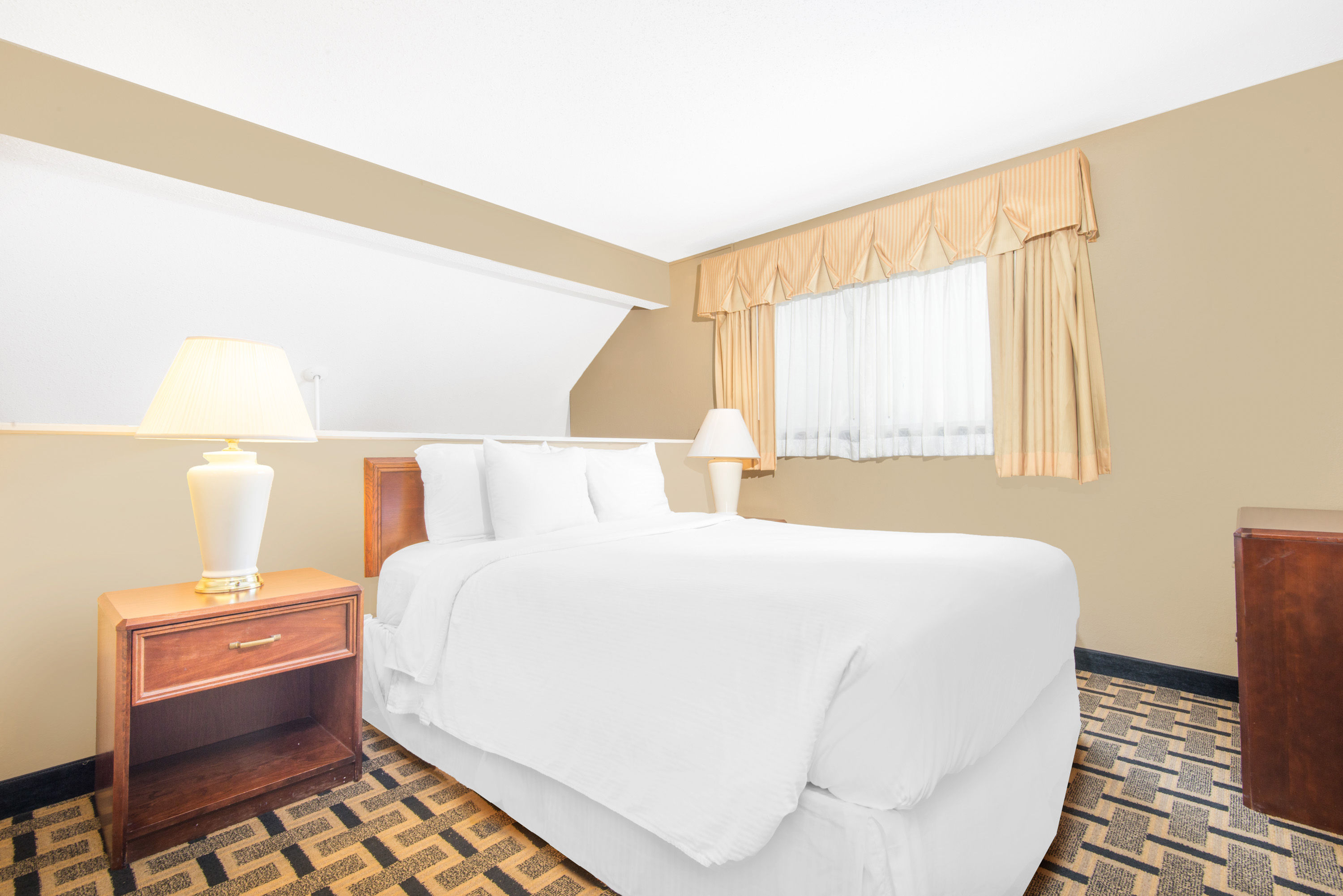 Hawthorn Suites By Wyndham Wichita East Wichita Ks Hotels